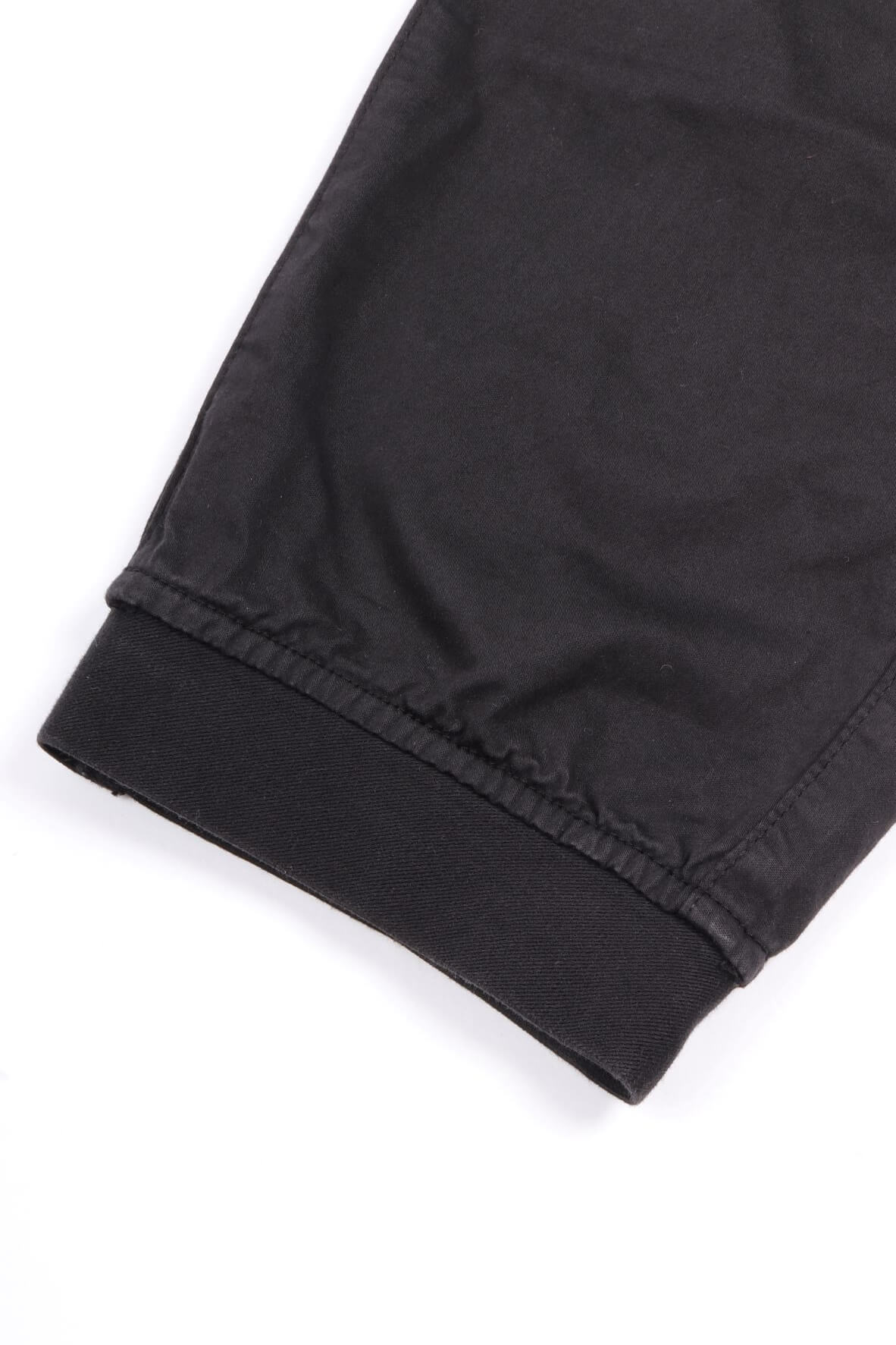 811531314 a0029 - black