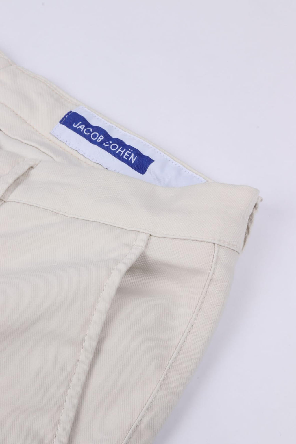 Ben off white