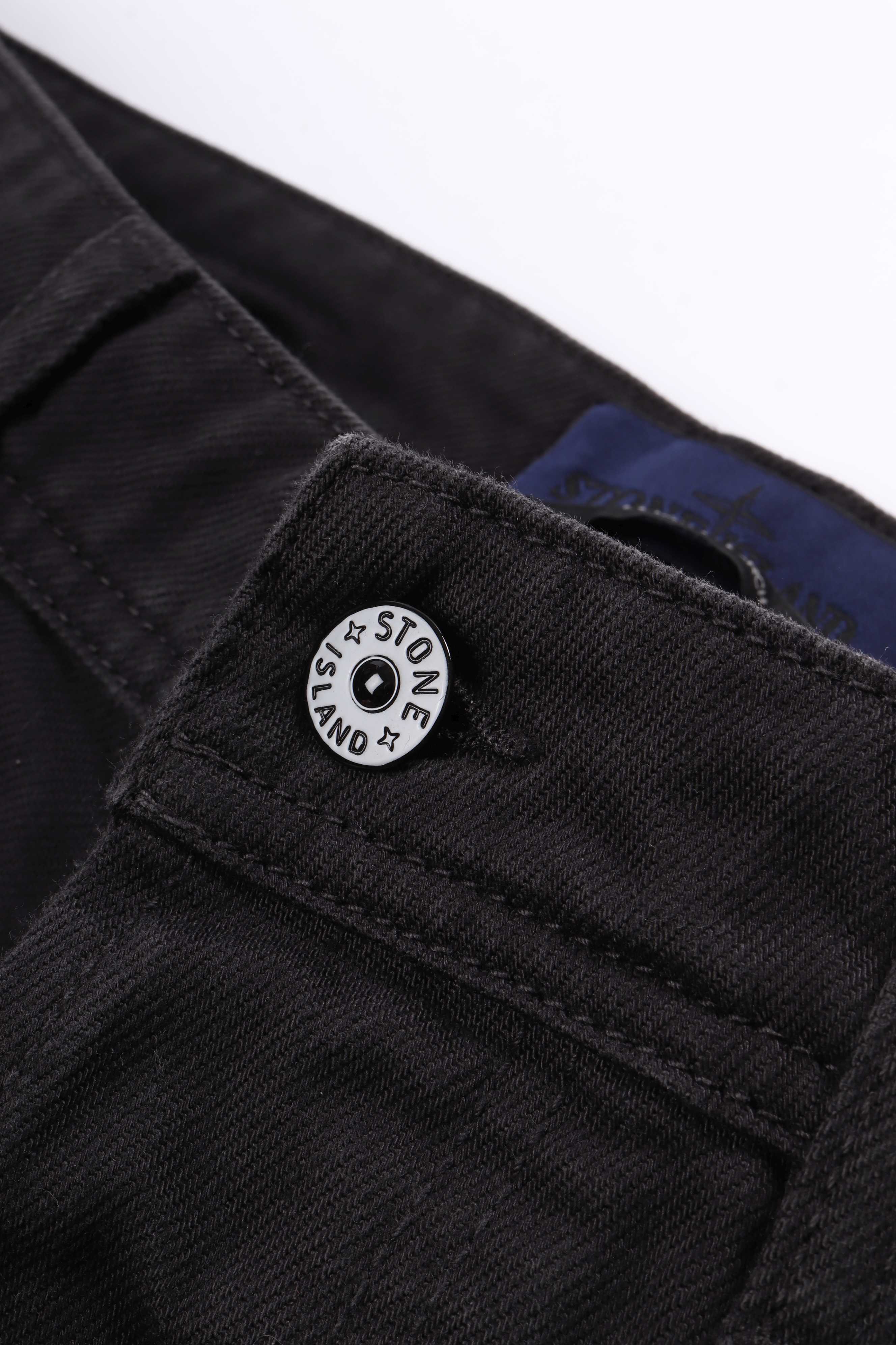 J100005 soj24 v0029 - black