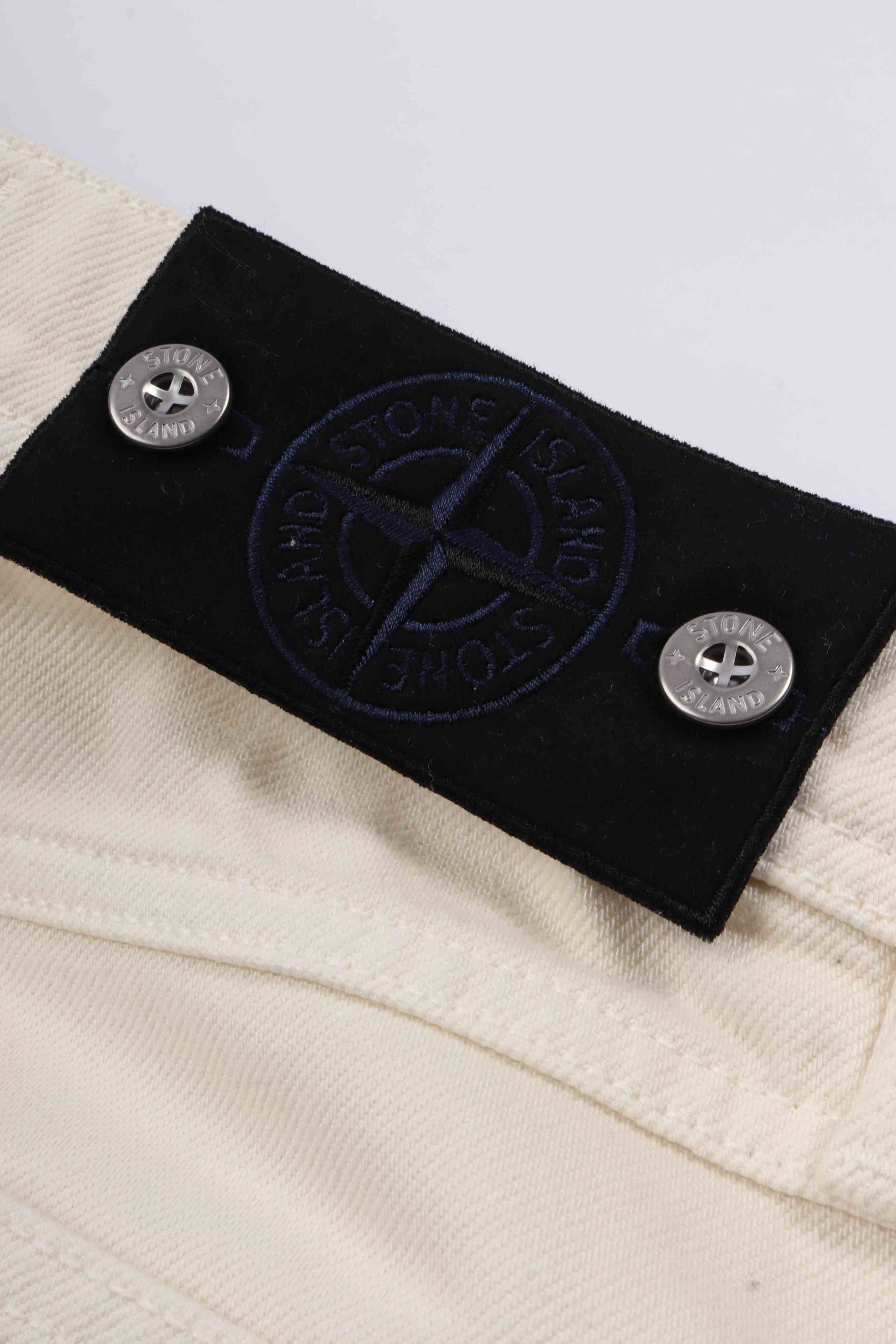 J100006 soj24 v0093 - ivory