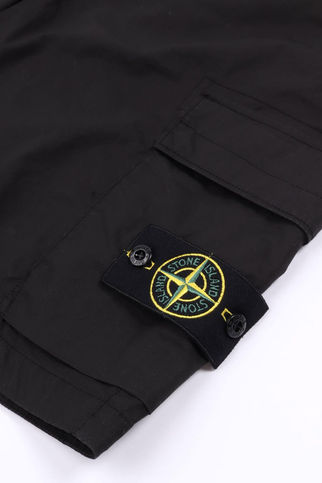 L100l08 s0003 v0029 - black