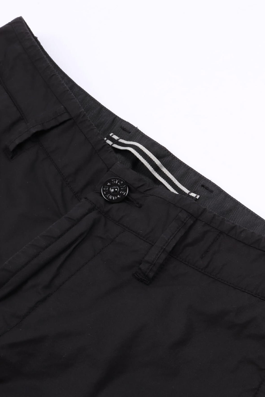 L100l08 s0003 v0029 - black