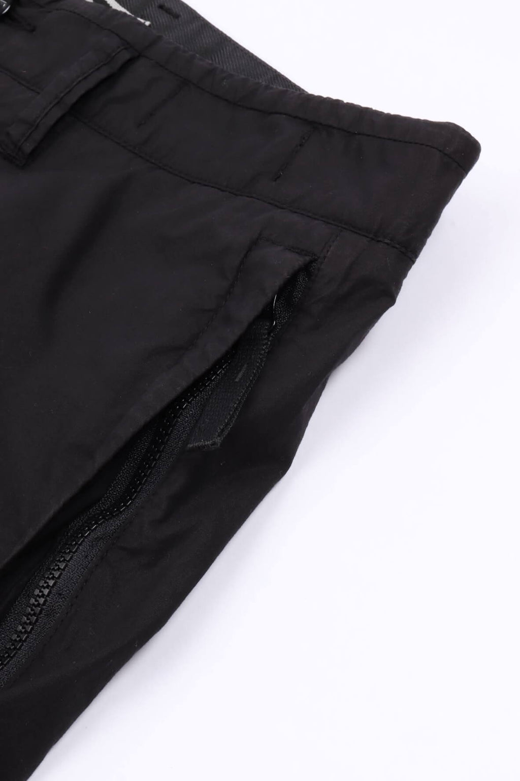 L100l08 s0003 v0029 - black