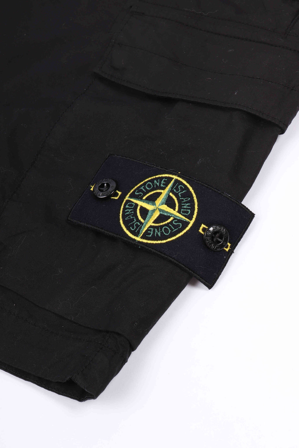 L100020 s0003 v0029 - black