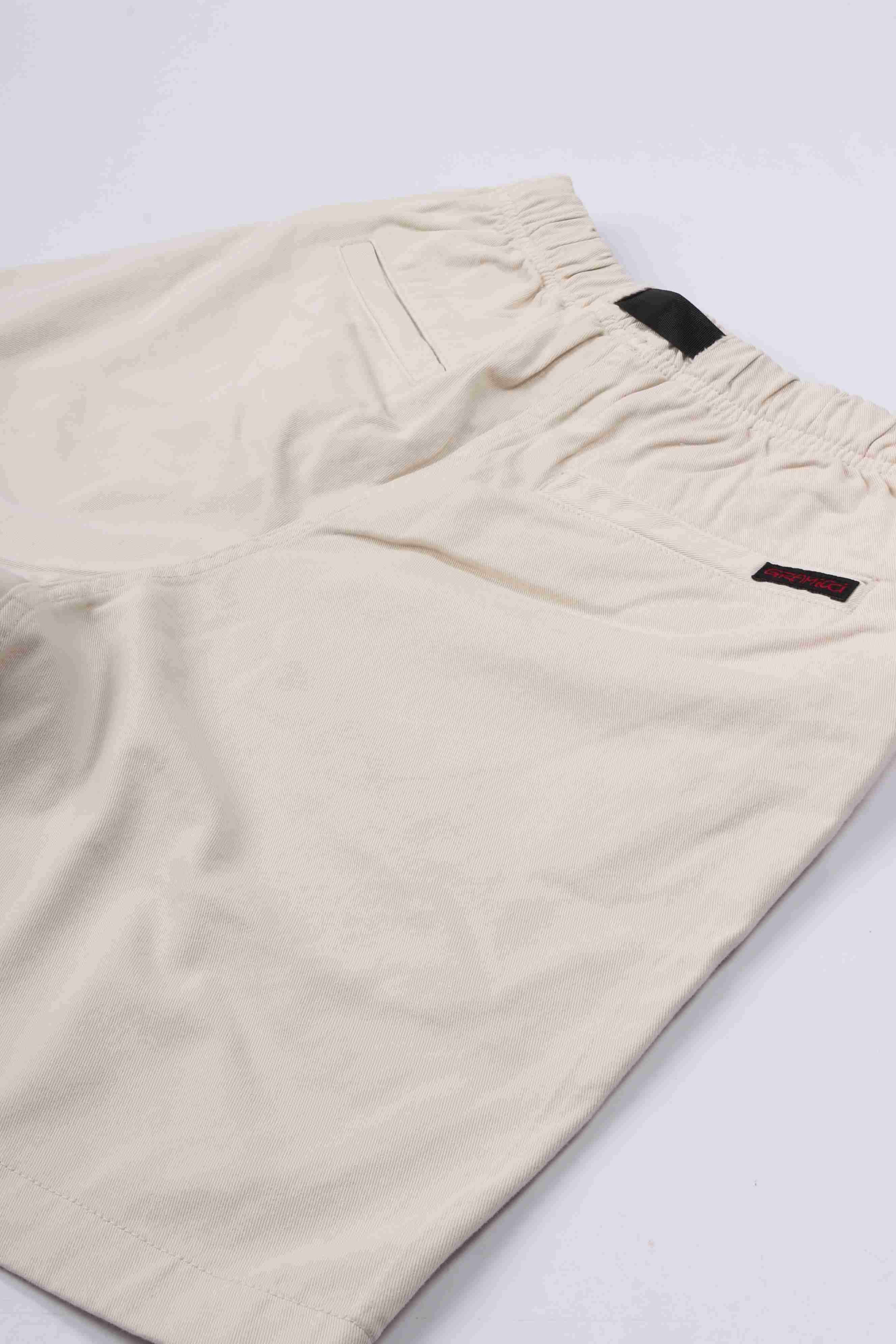 G-short greige