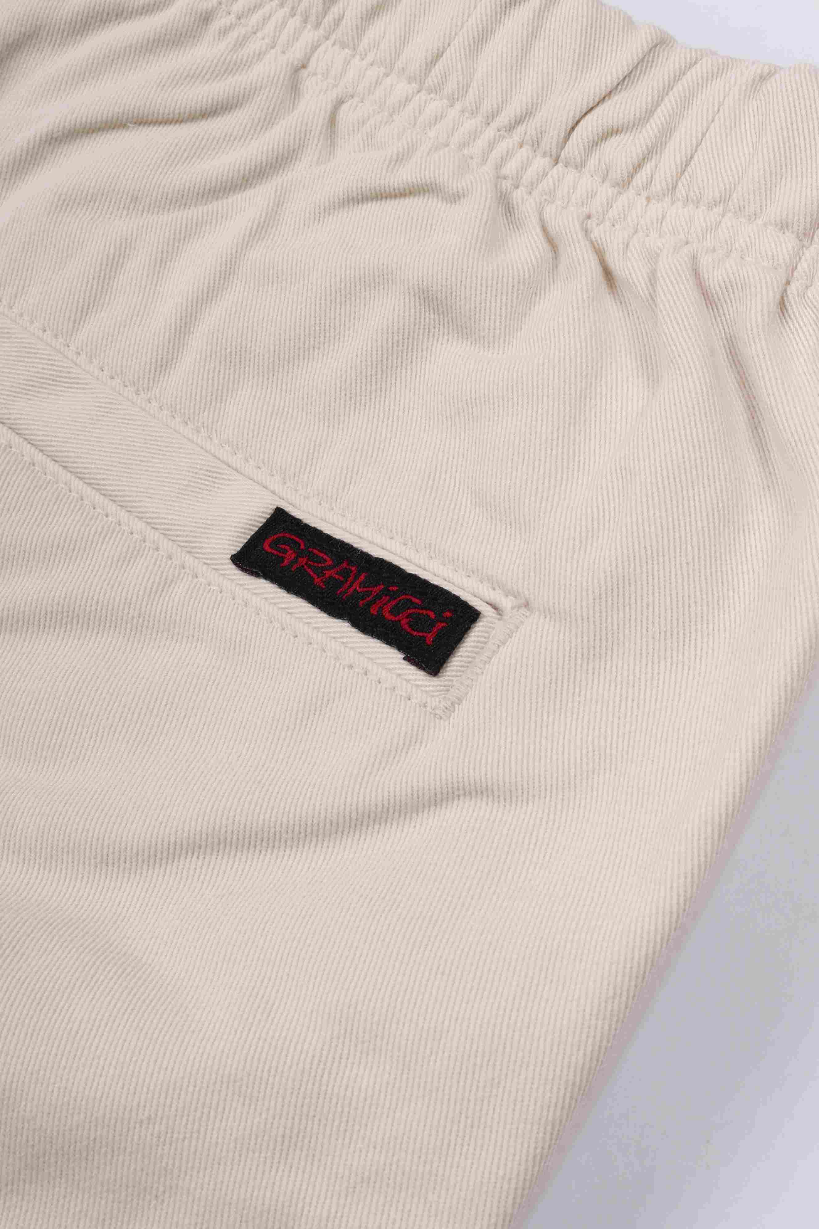 G-short greige