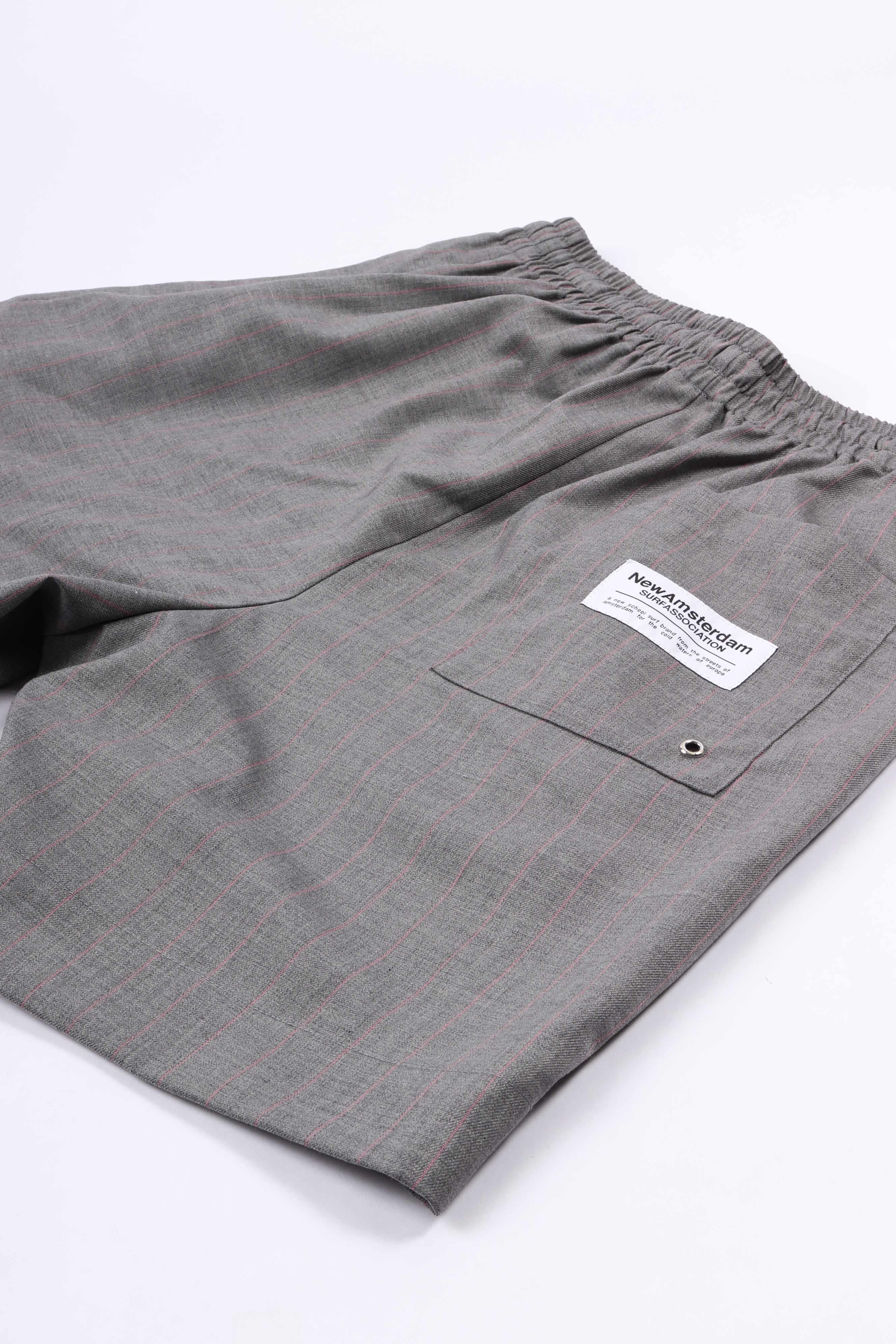 Wool work shorts grey w. pink