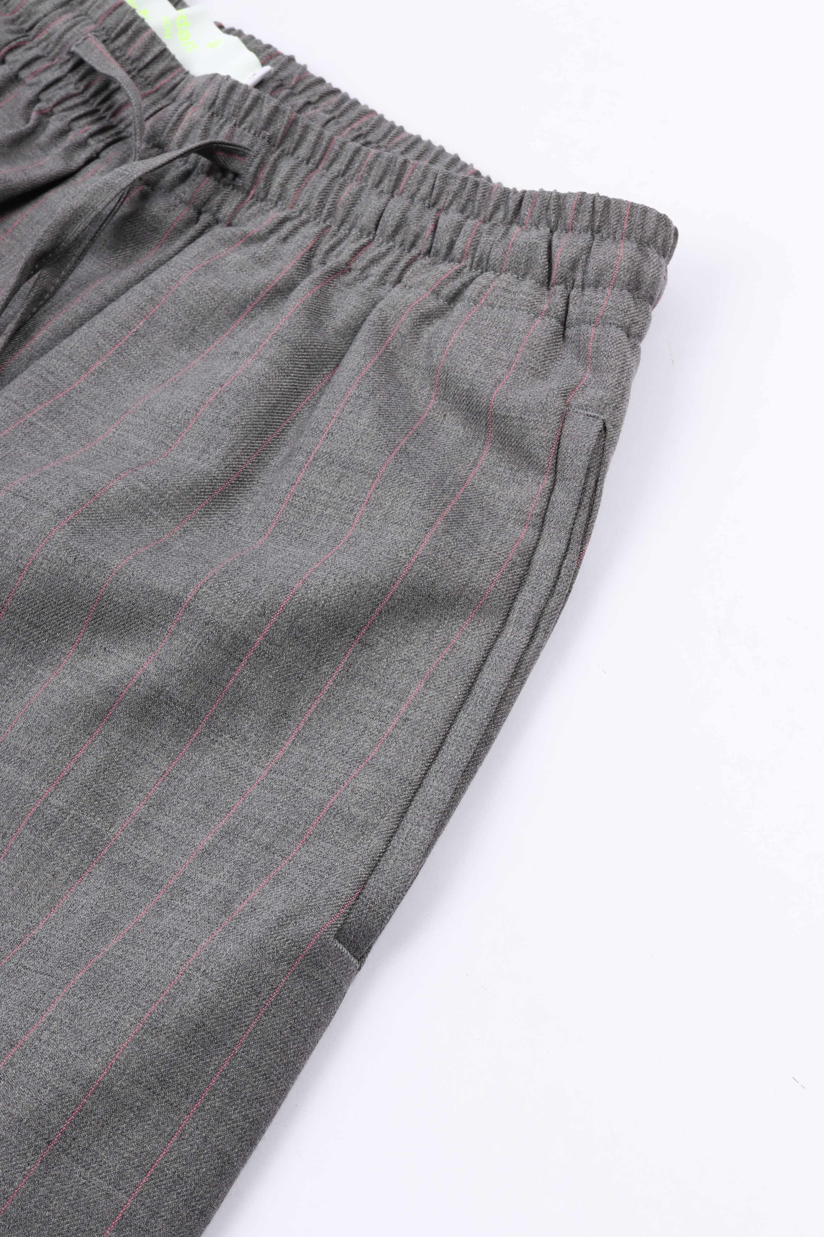 Wool work shorts grey w. pink