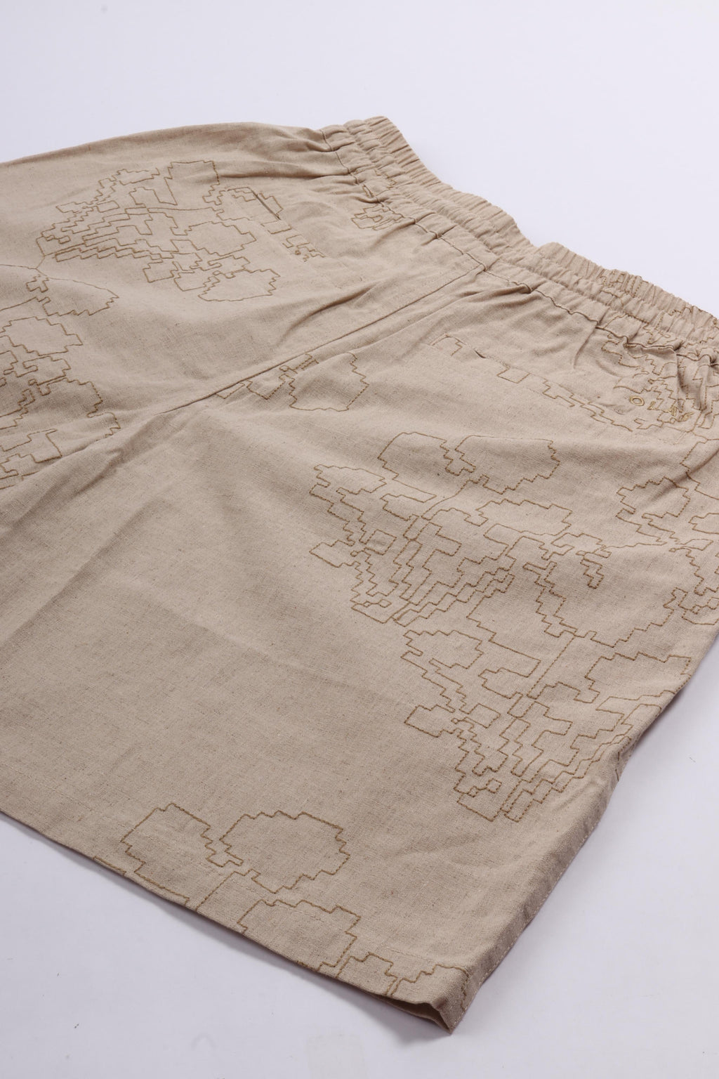 Embroidered flower shorts cement