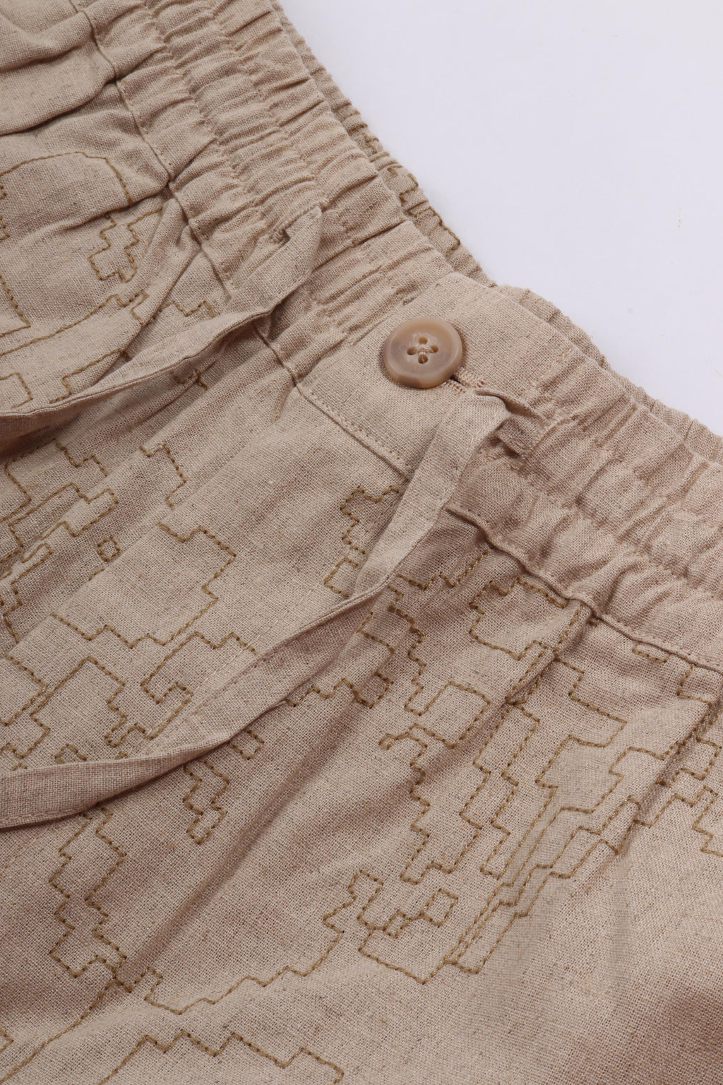 Embroidered flower shorts cement