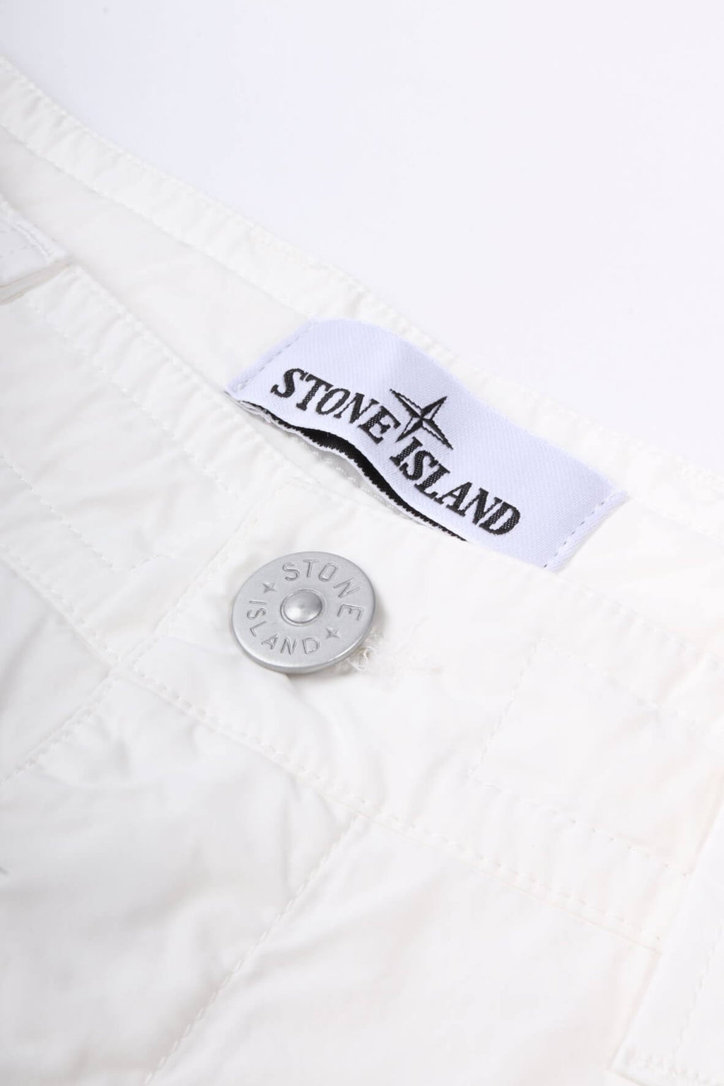 8015l04x3 v0001 - white