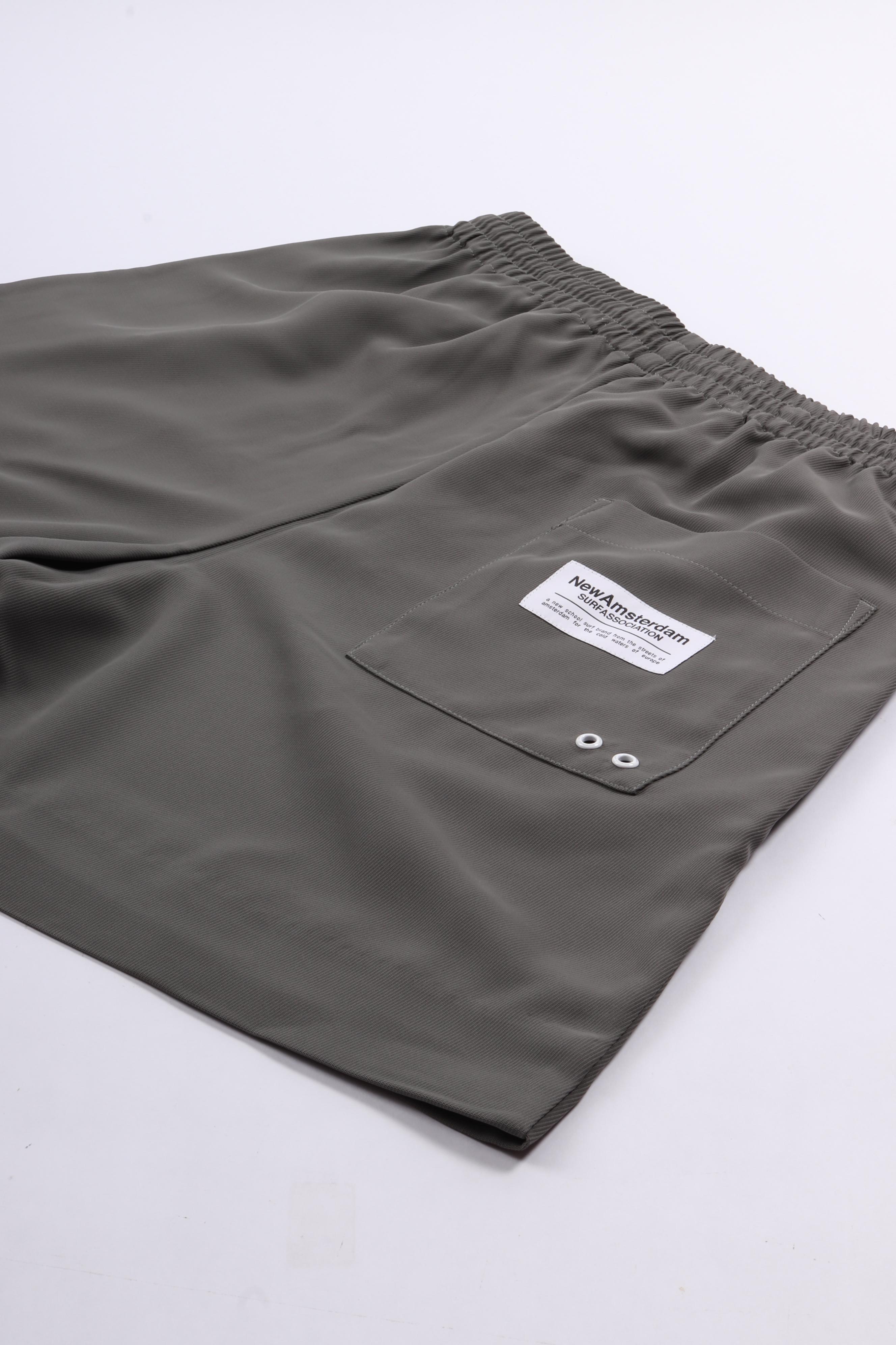 Work short bottle green