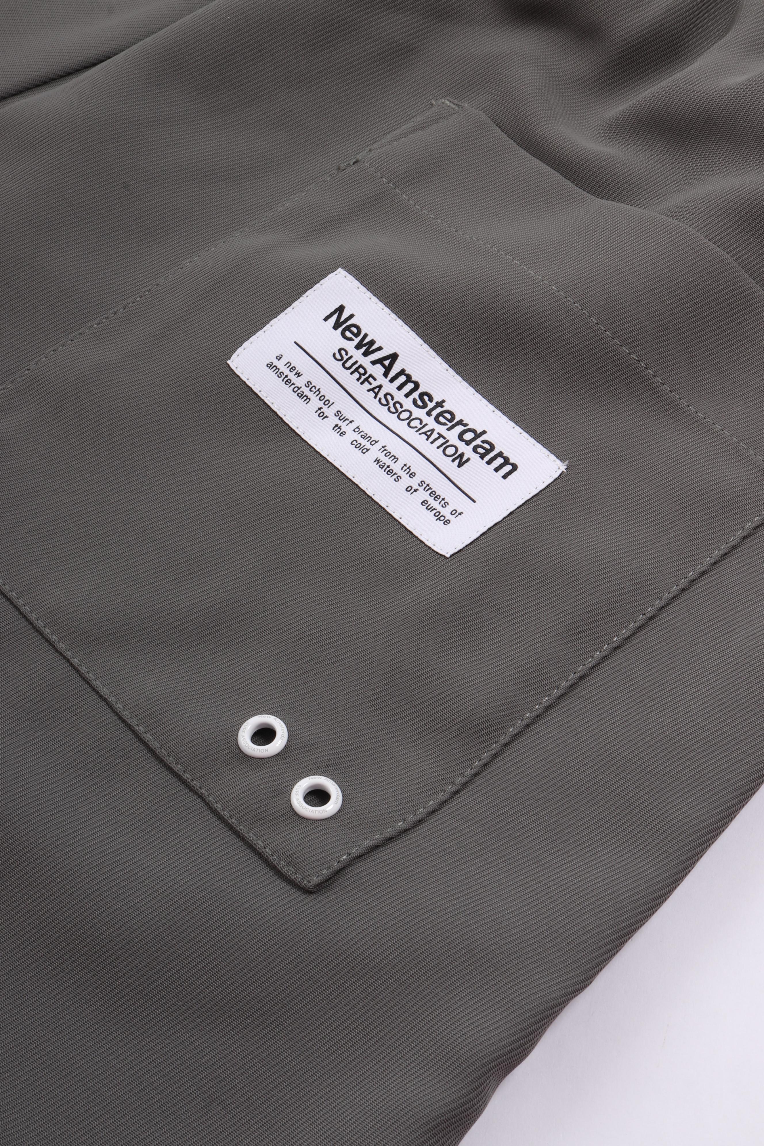 Work short bottle green