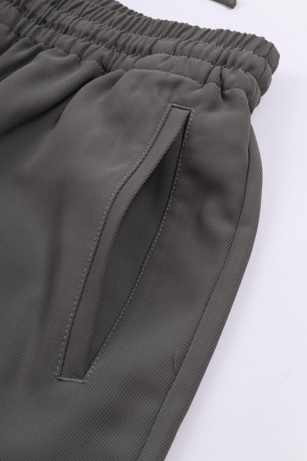 Work short bottle green