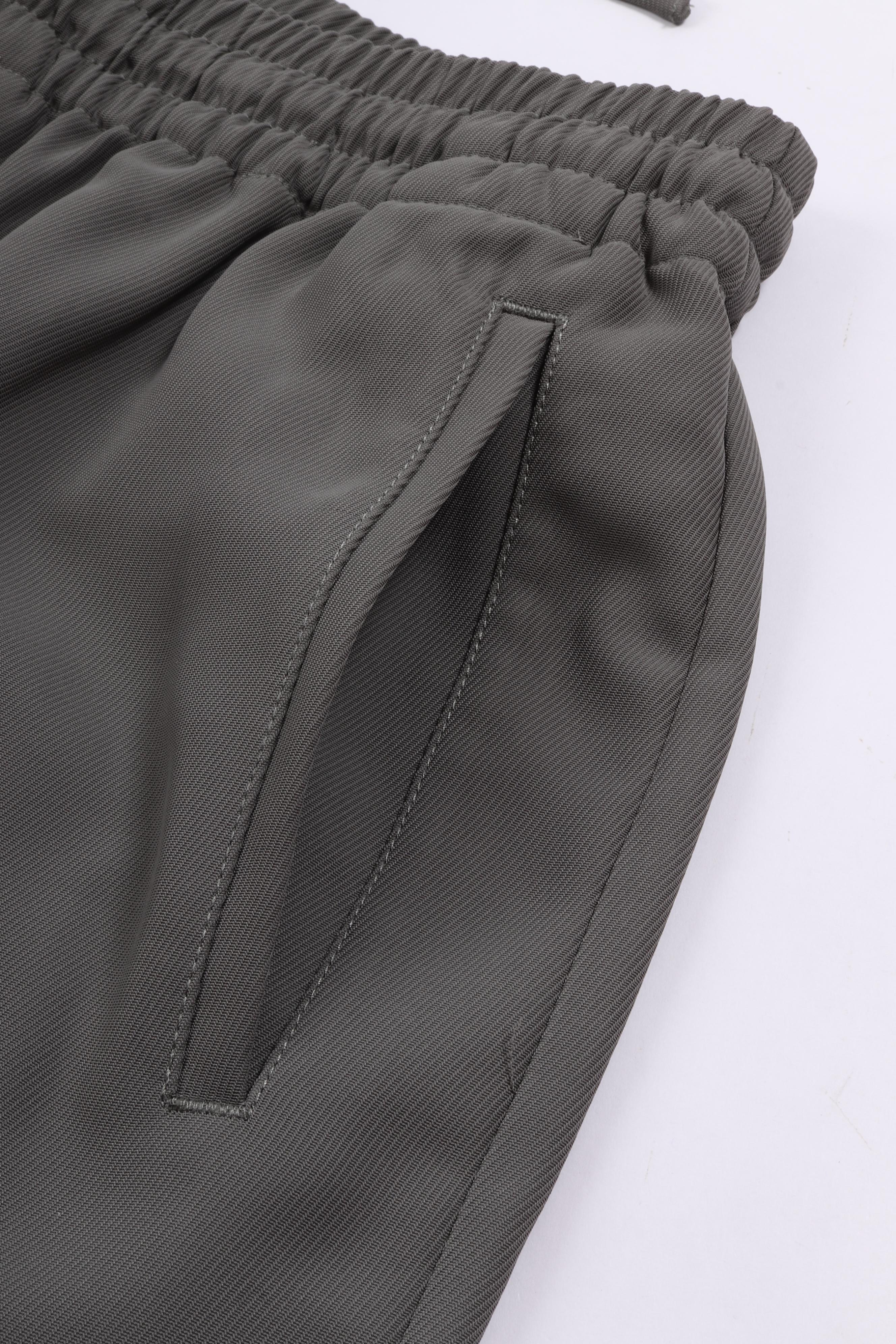 Work short bottle green
