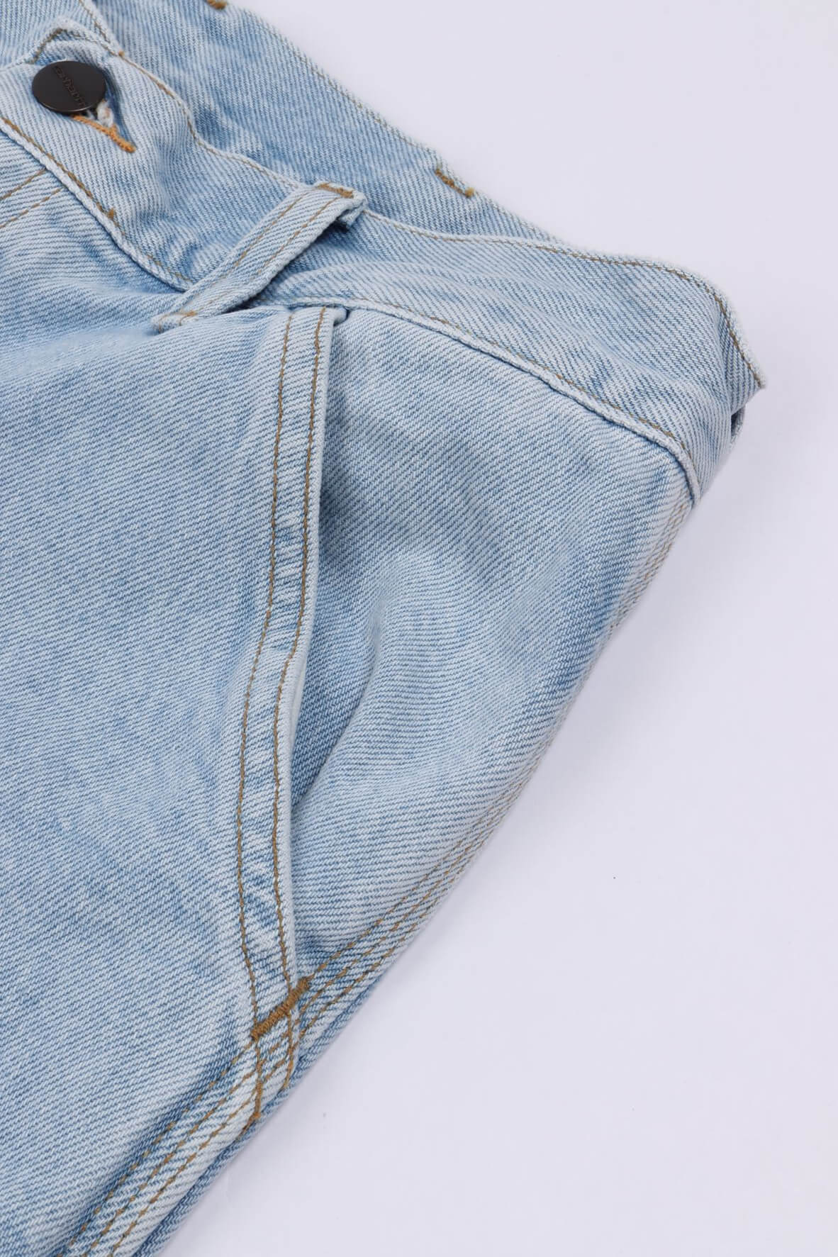 Single knee short heavy stone blea