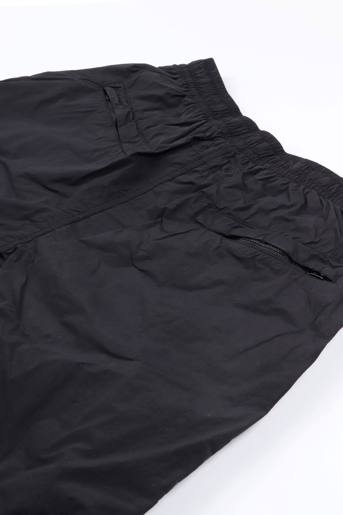 B100002 s00f6 v0029 - black