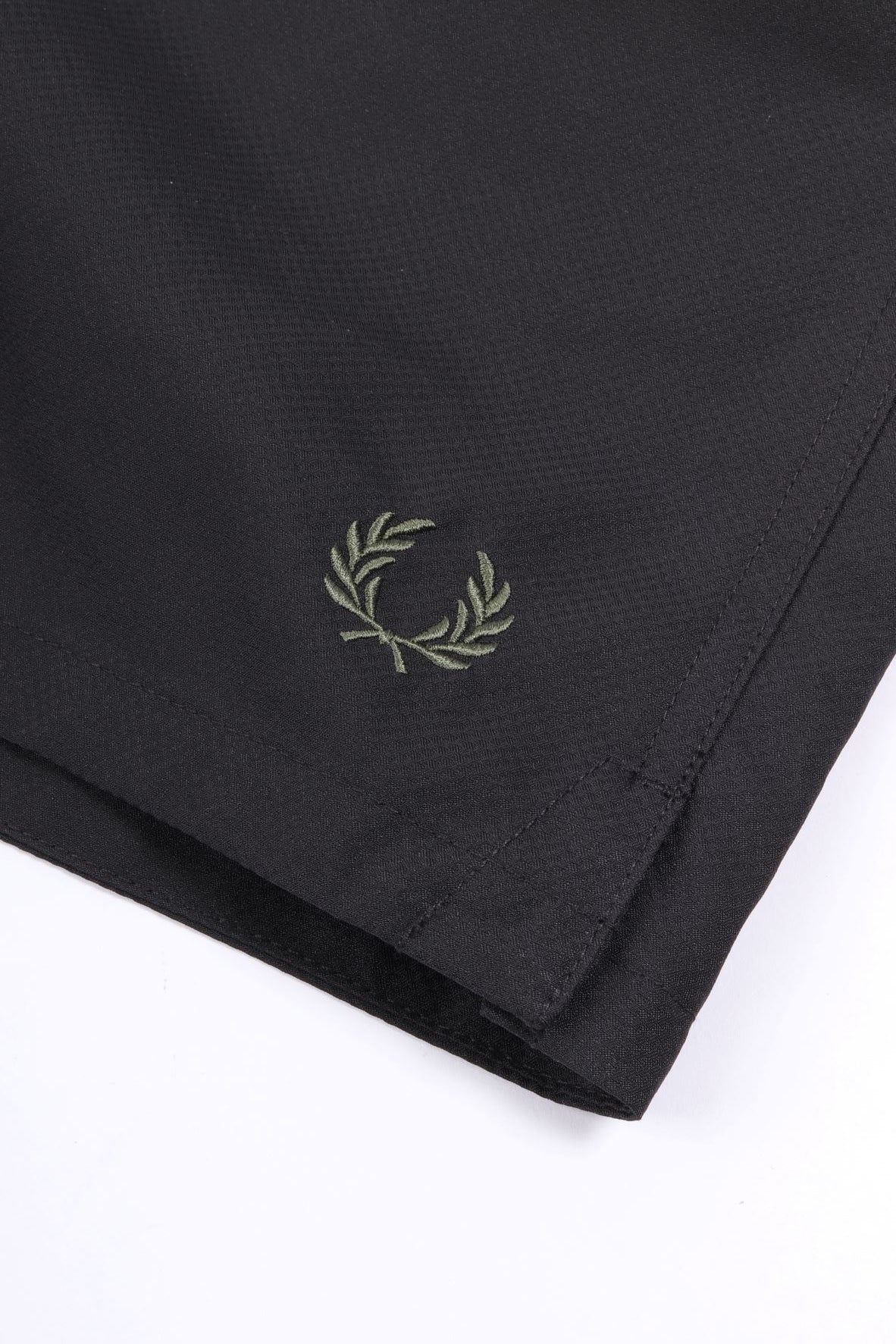 S2303 102 - black
