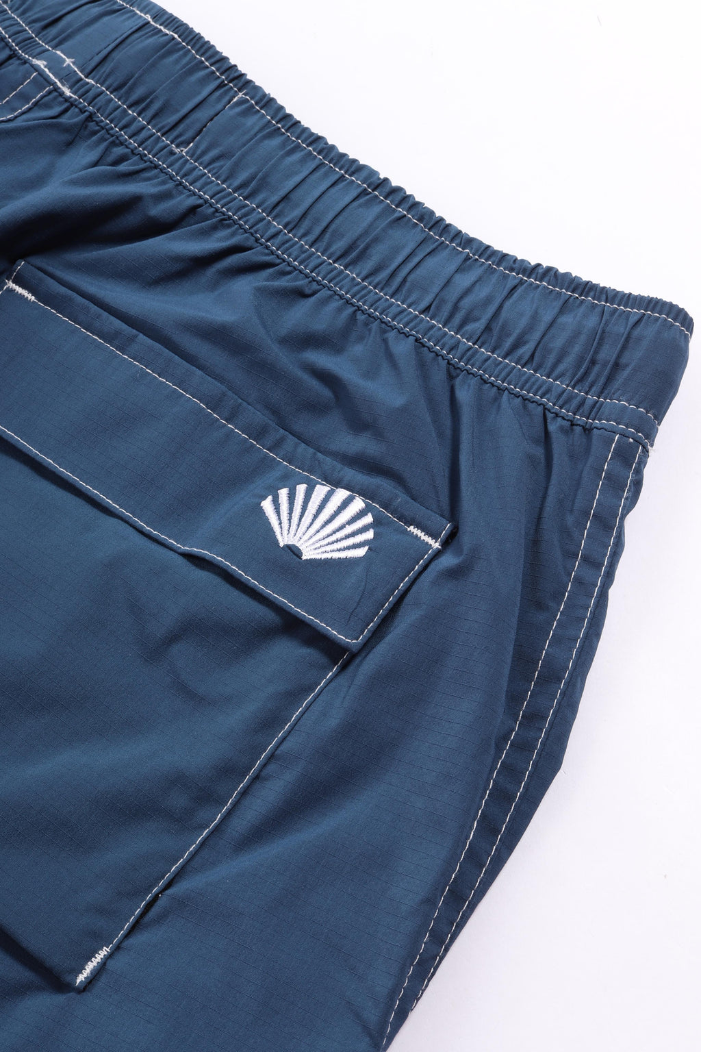 Contrast swimshort blue