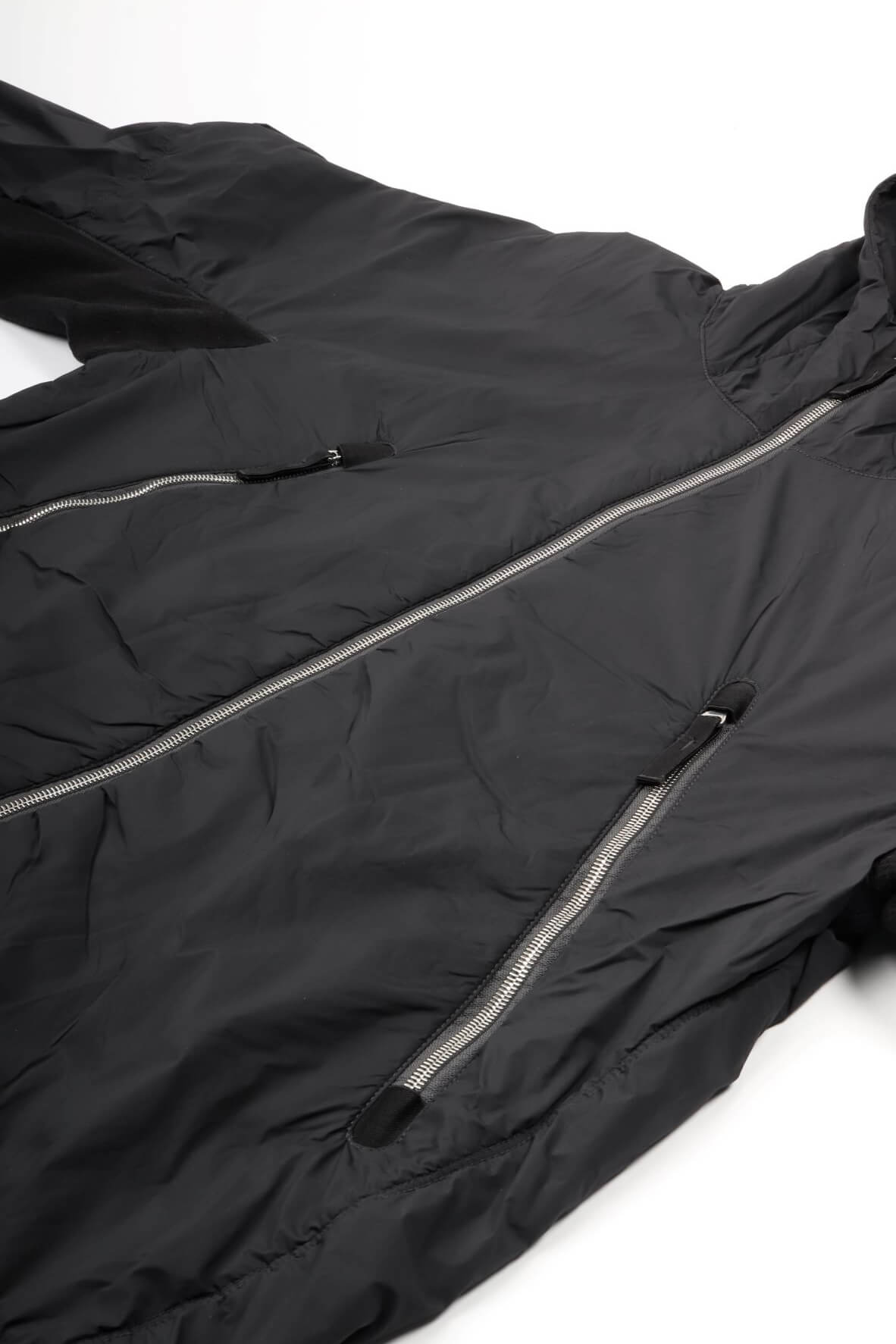 8015413g2 v0029 - black