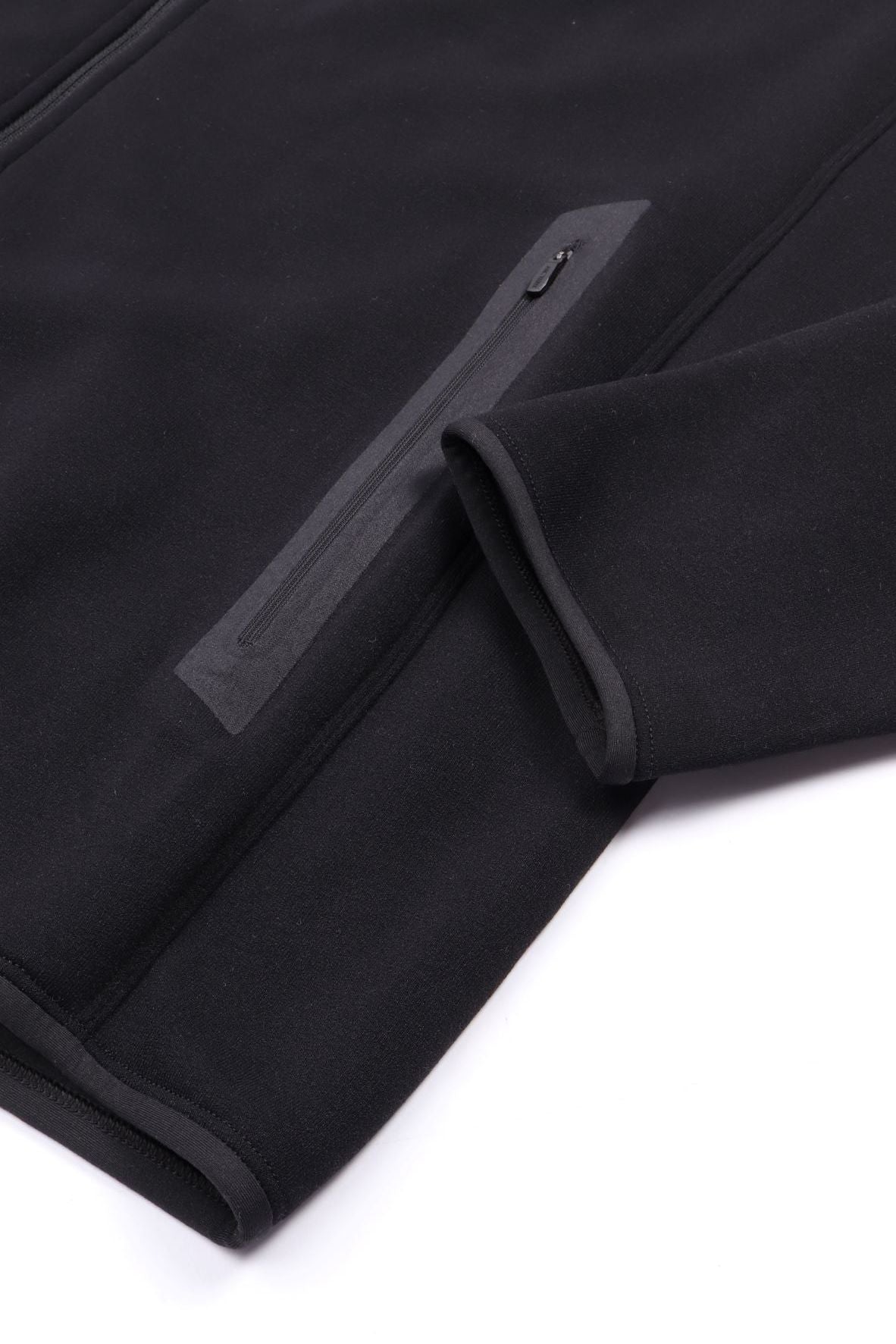 Kyanite jacket m black