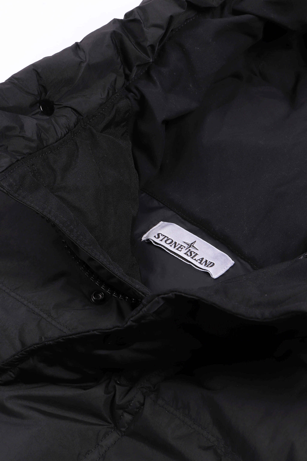 4100012 s0a23 v0029 - black