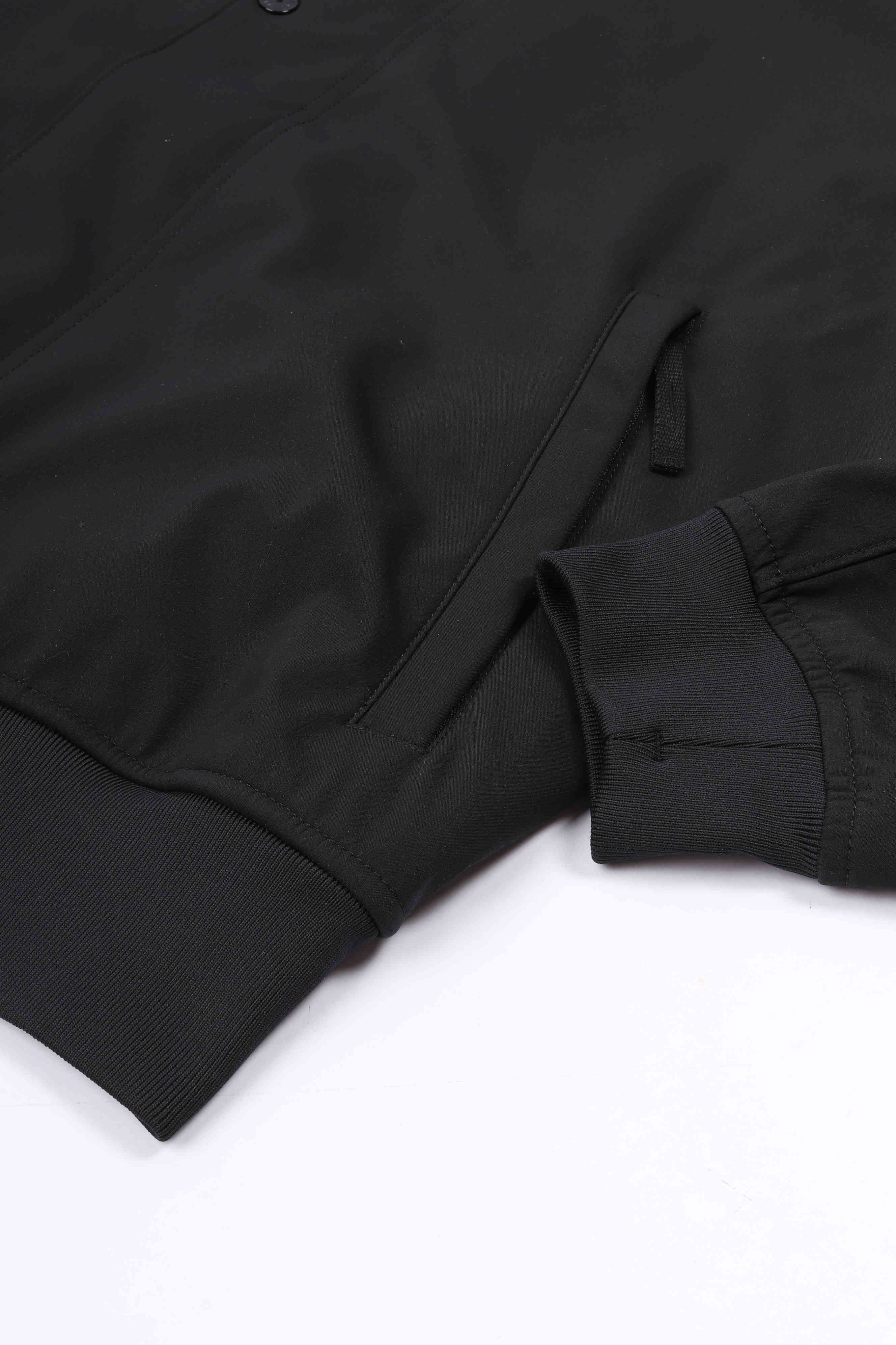 4100118 s0a22 v0029 - black