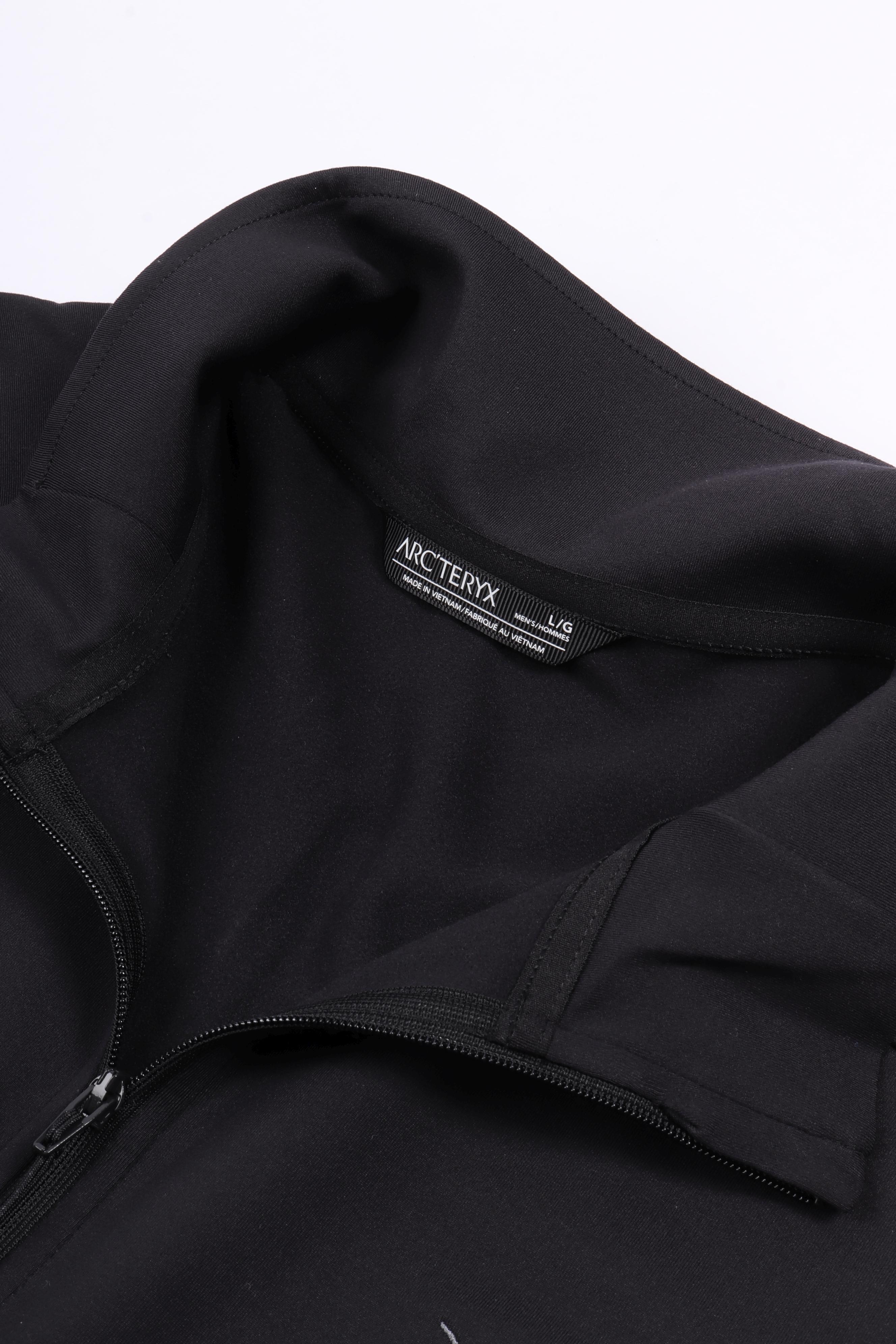 Kyanite lightweight jacket black