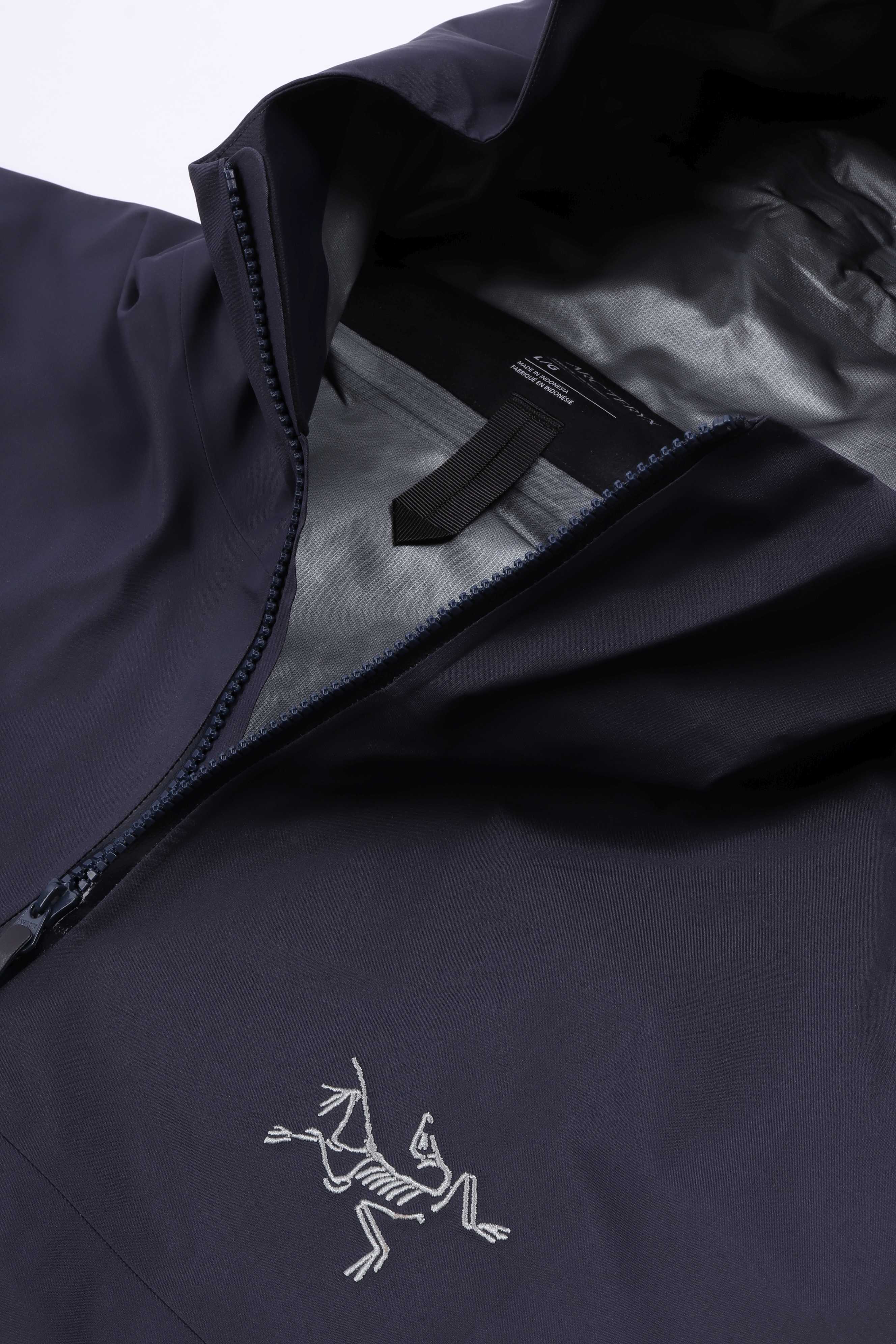 Beta jacket black sapphire
