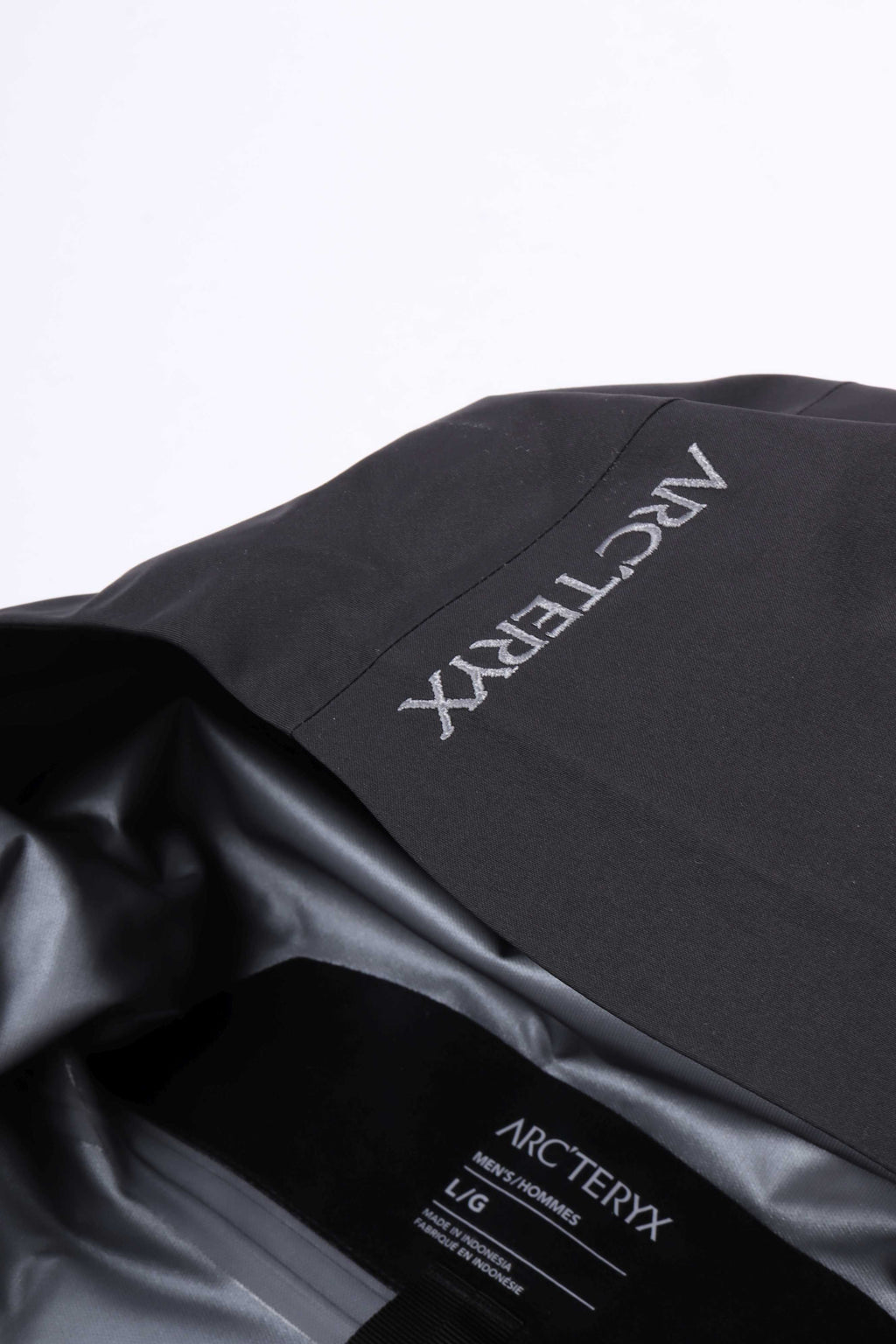 Beta jacket black