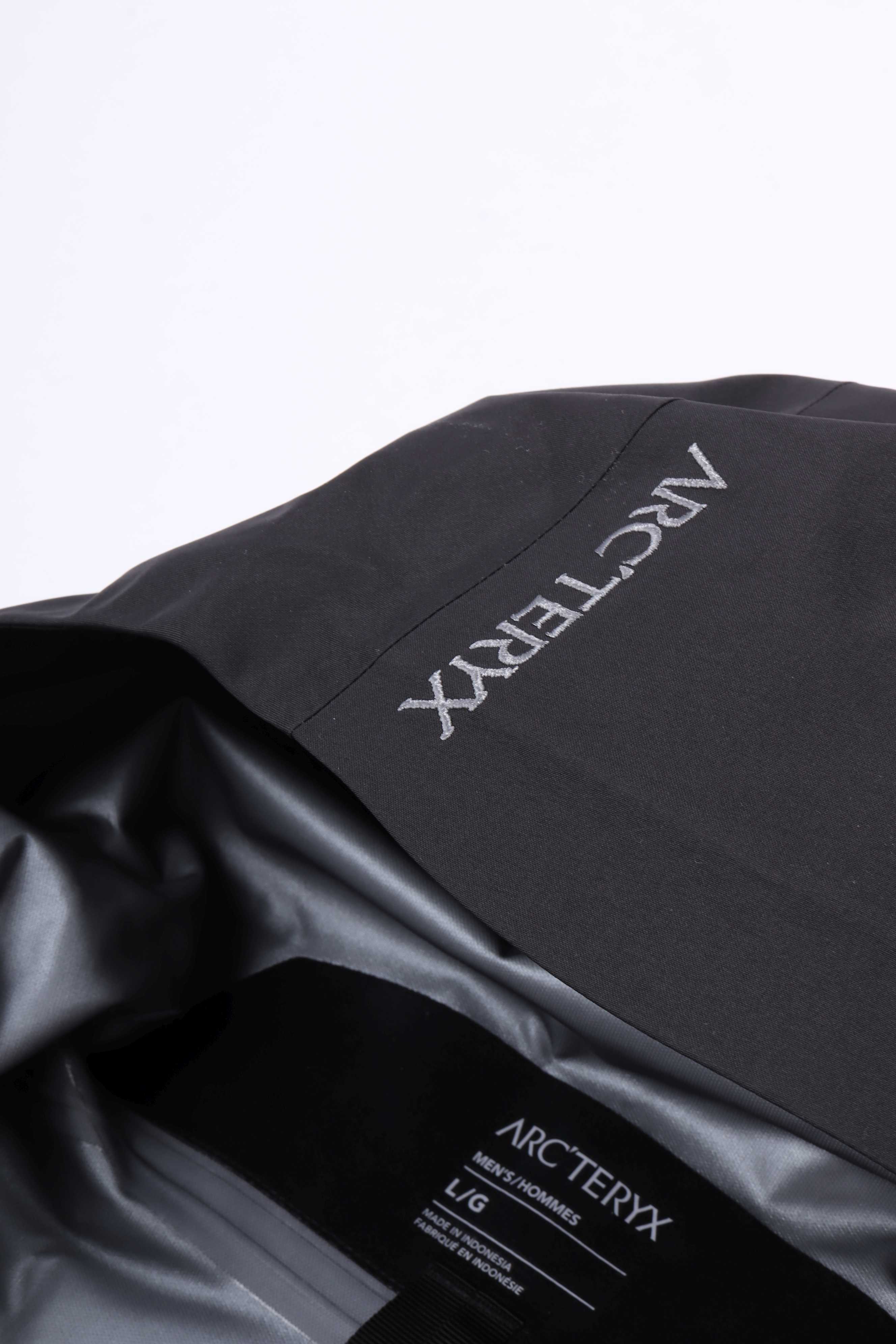 Beta jacket black