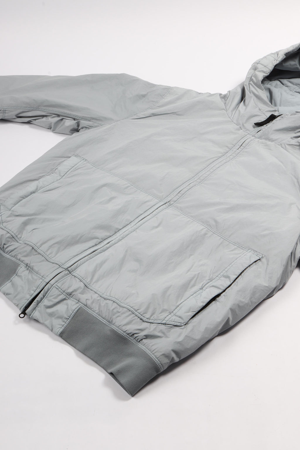4100110 s0a23 v0049 - ash grey
