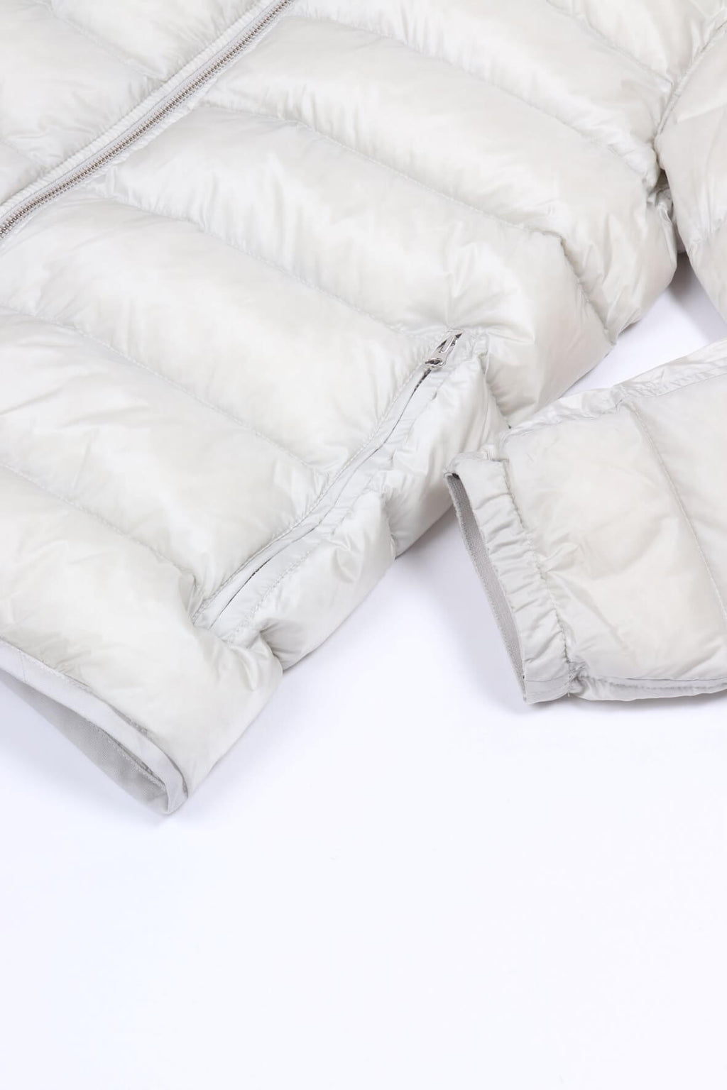 Down liner hooded limestone