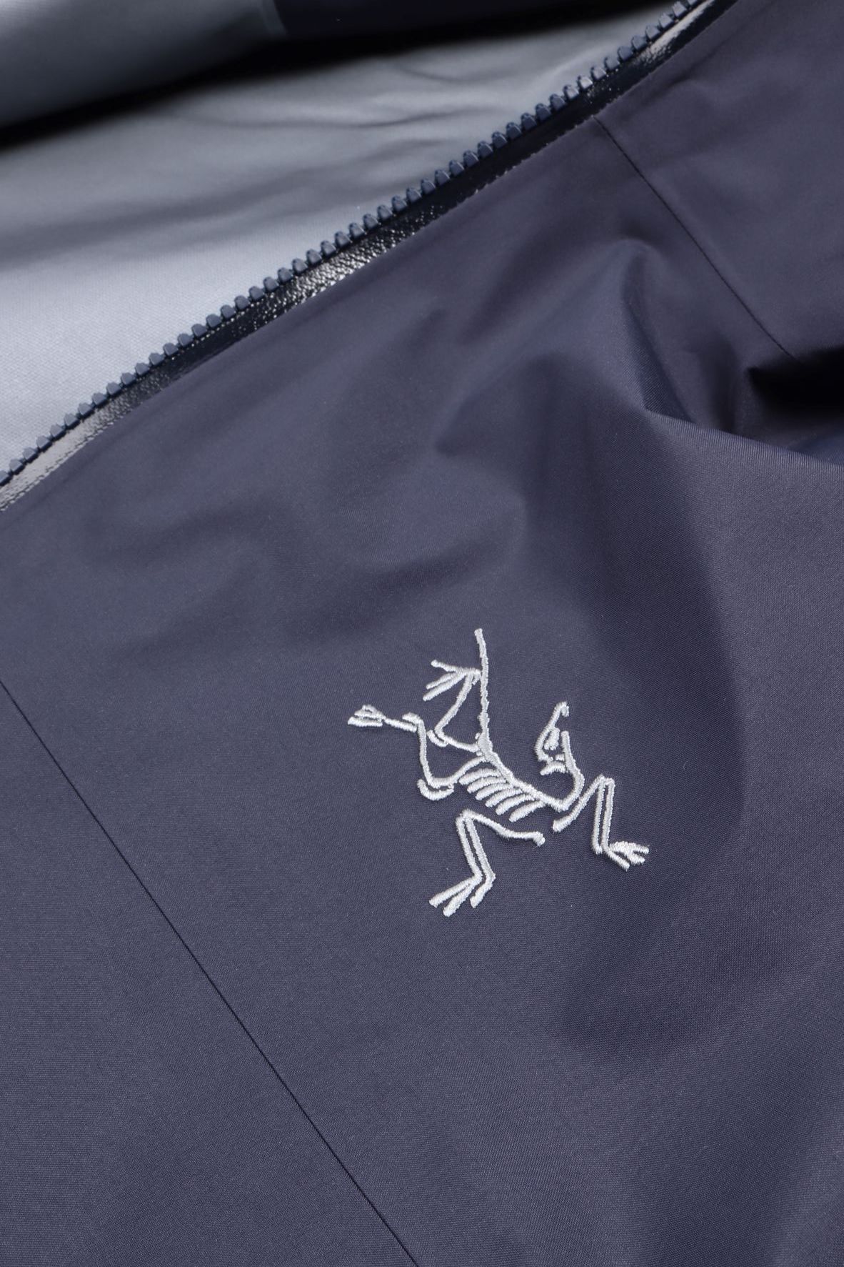 Beta jacket m black sapphire