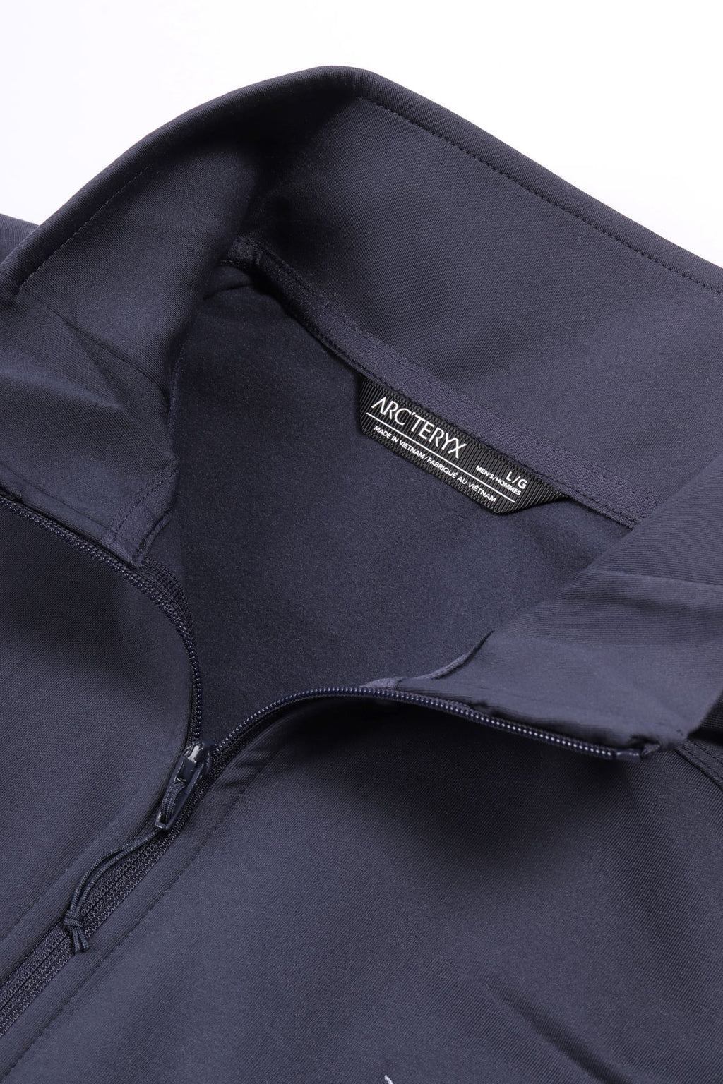 Kyanite lightweight jkt black sapph