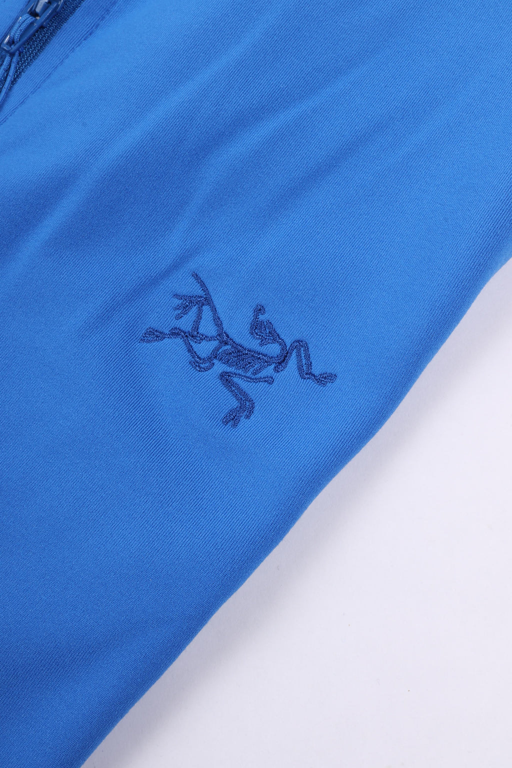 Kyanite lightweight jacket fluidity
