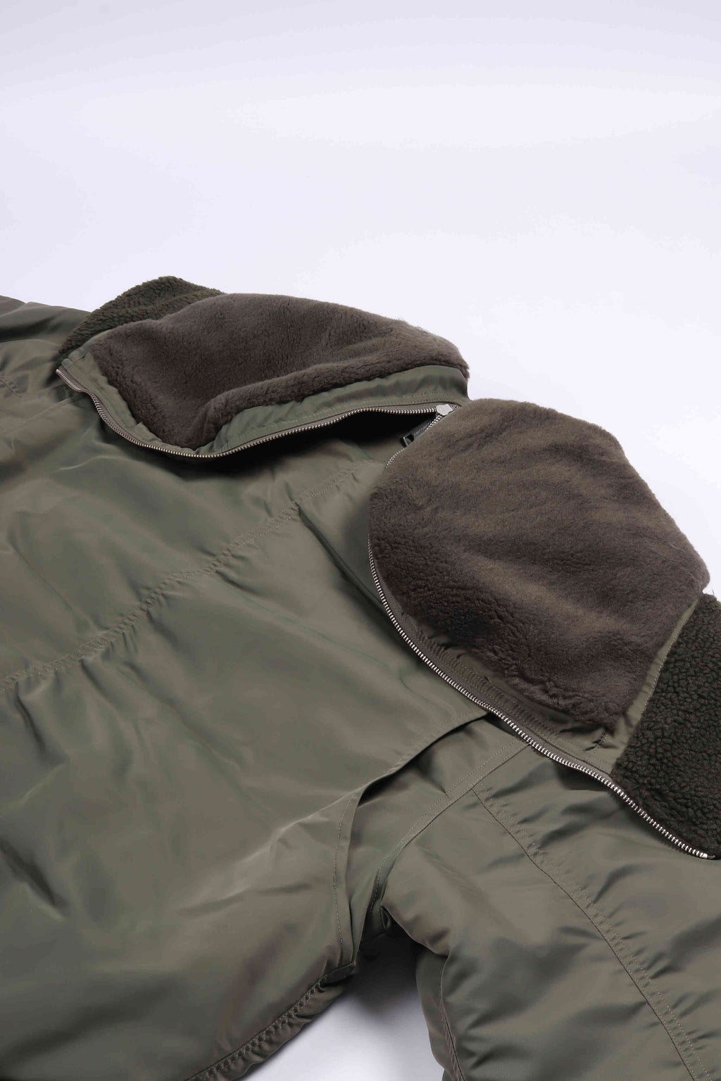 Had oltera bomber cypress - persim