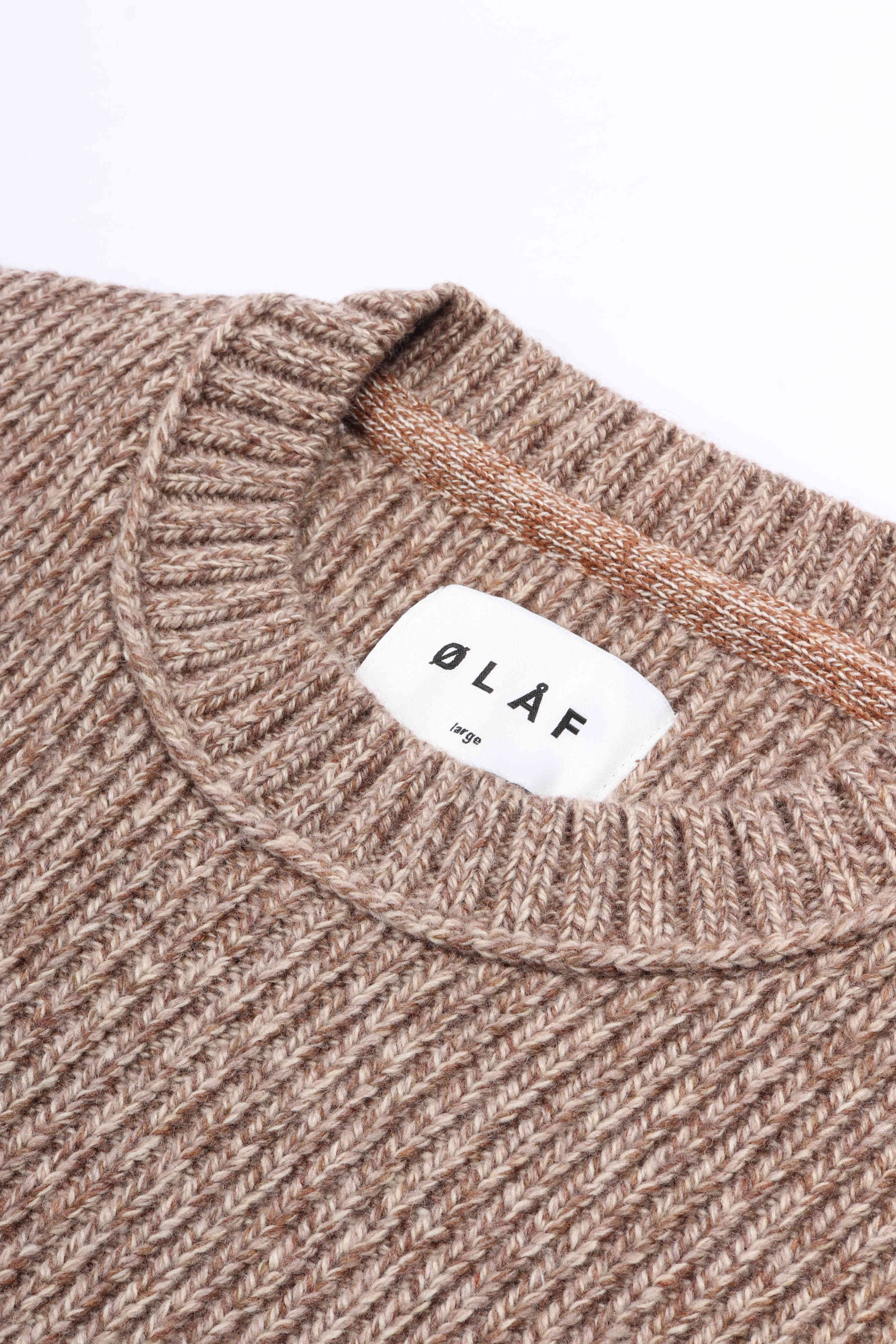 Ess. mel. knitted foxtrot