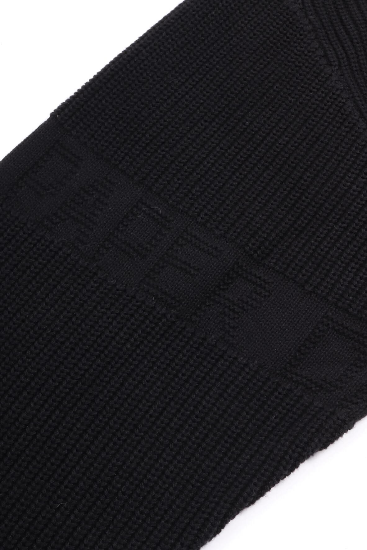 Band knit sweater black