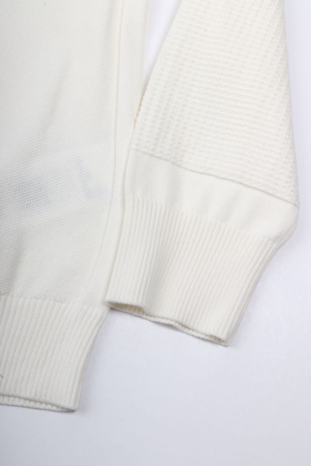 8015536b4 v0001 - white