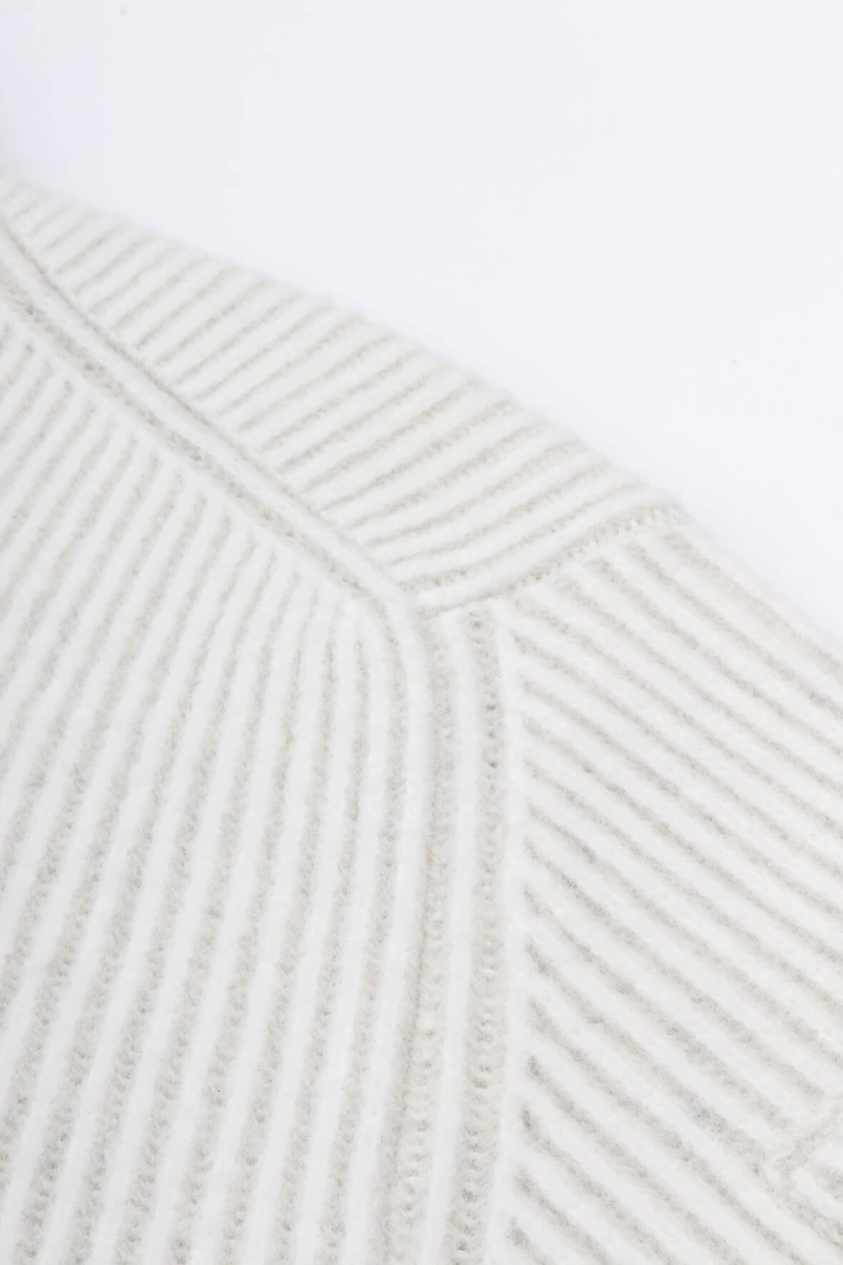 Cmkn212a m12 - white mela