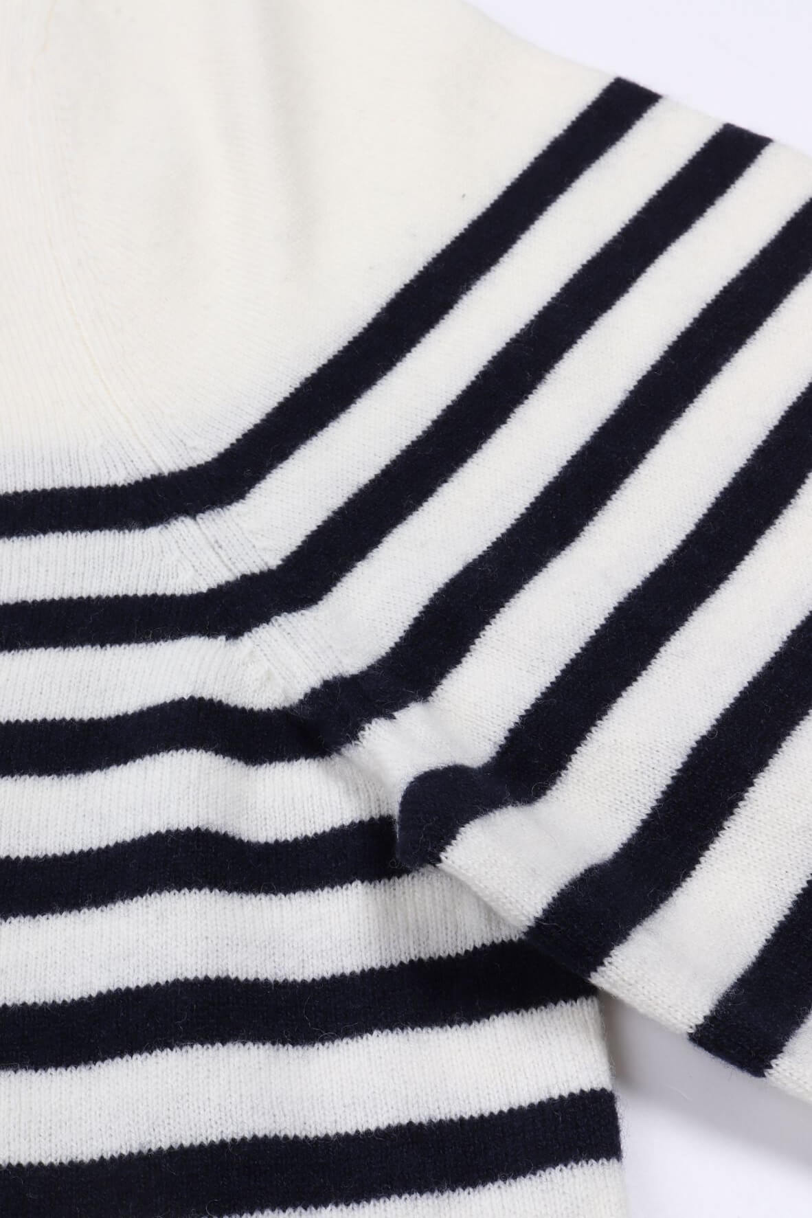 Pull boby aad-ecru