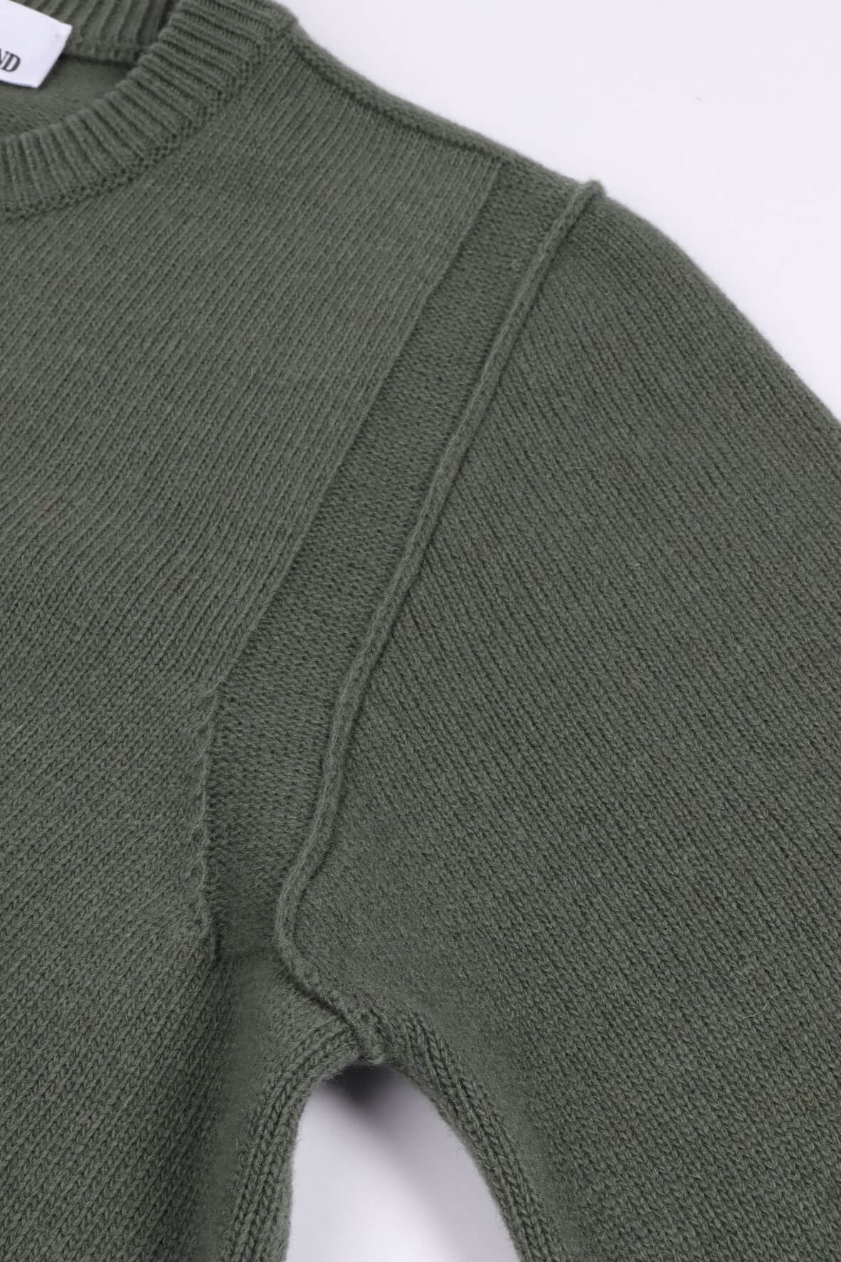 5100072 s00a3 v0054 - military