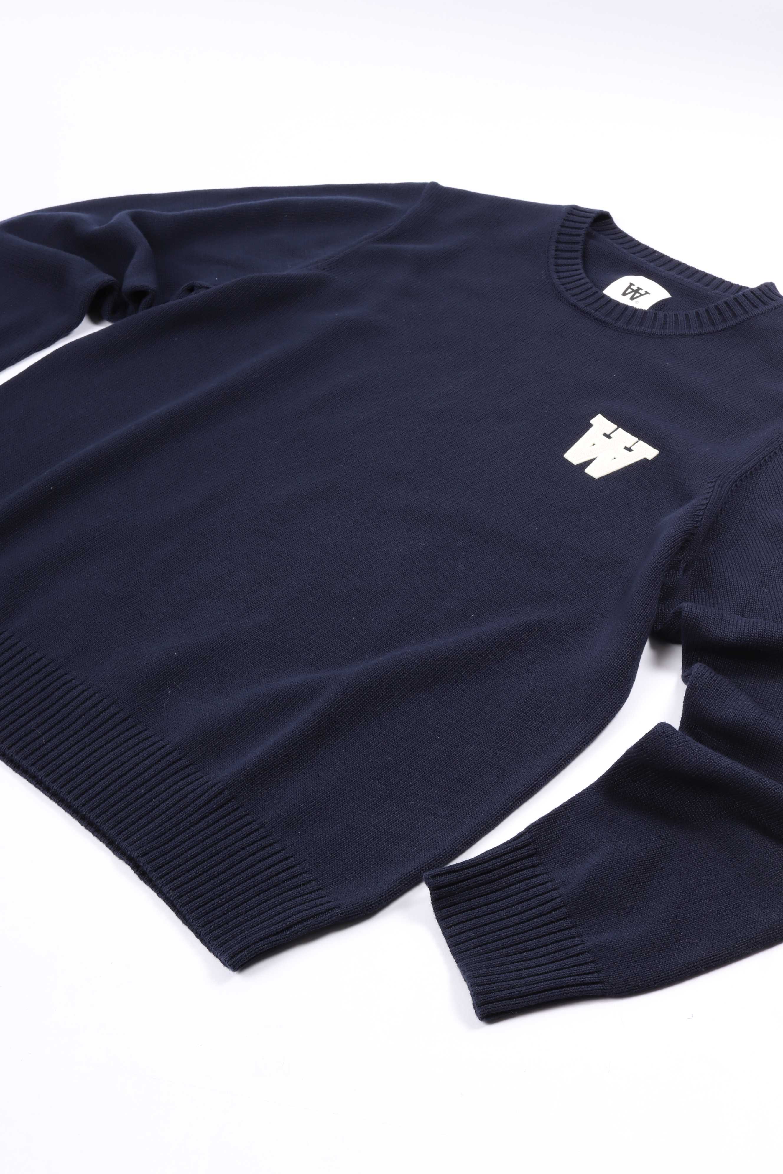 Tay dark navy