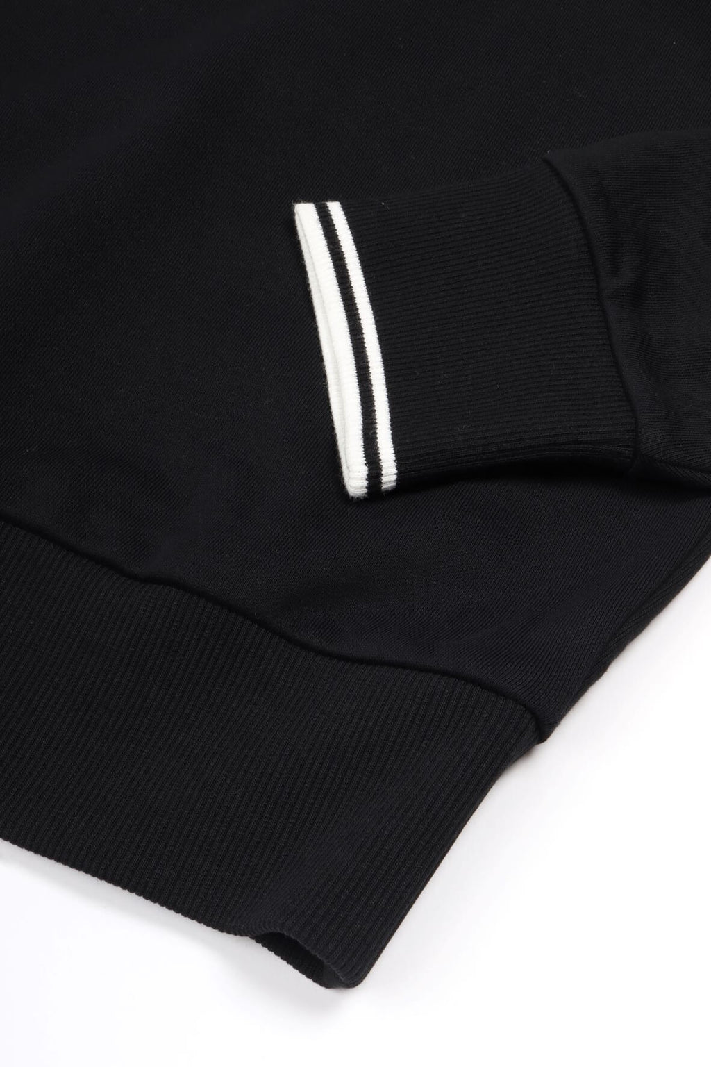 M3574 102 - black