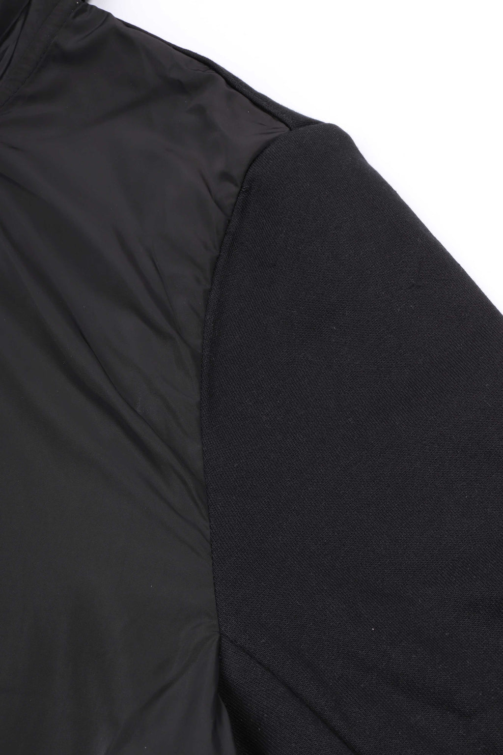 Badge tech zip up black