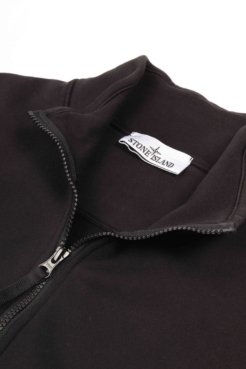 6100070 s0051 v0029 - black