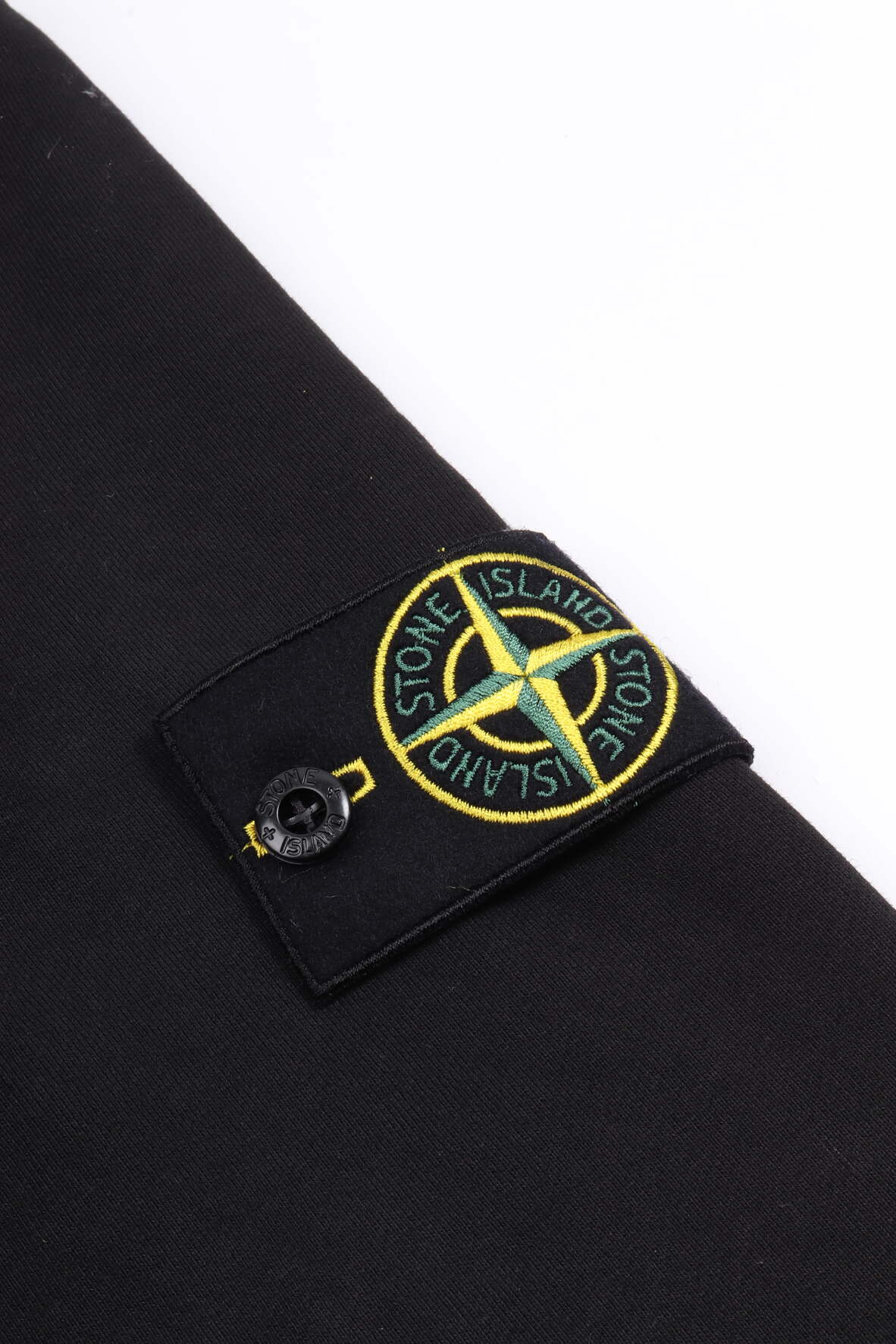 6100062 s0051 v0029 - black