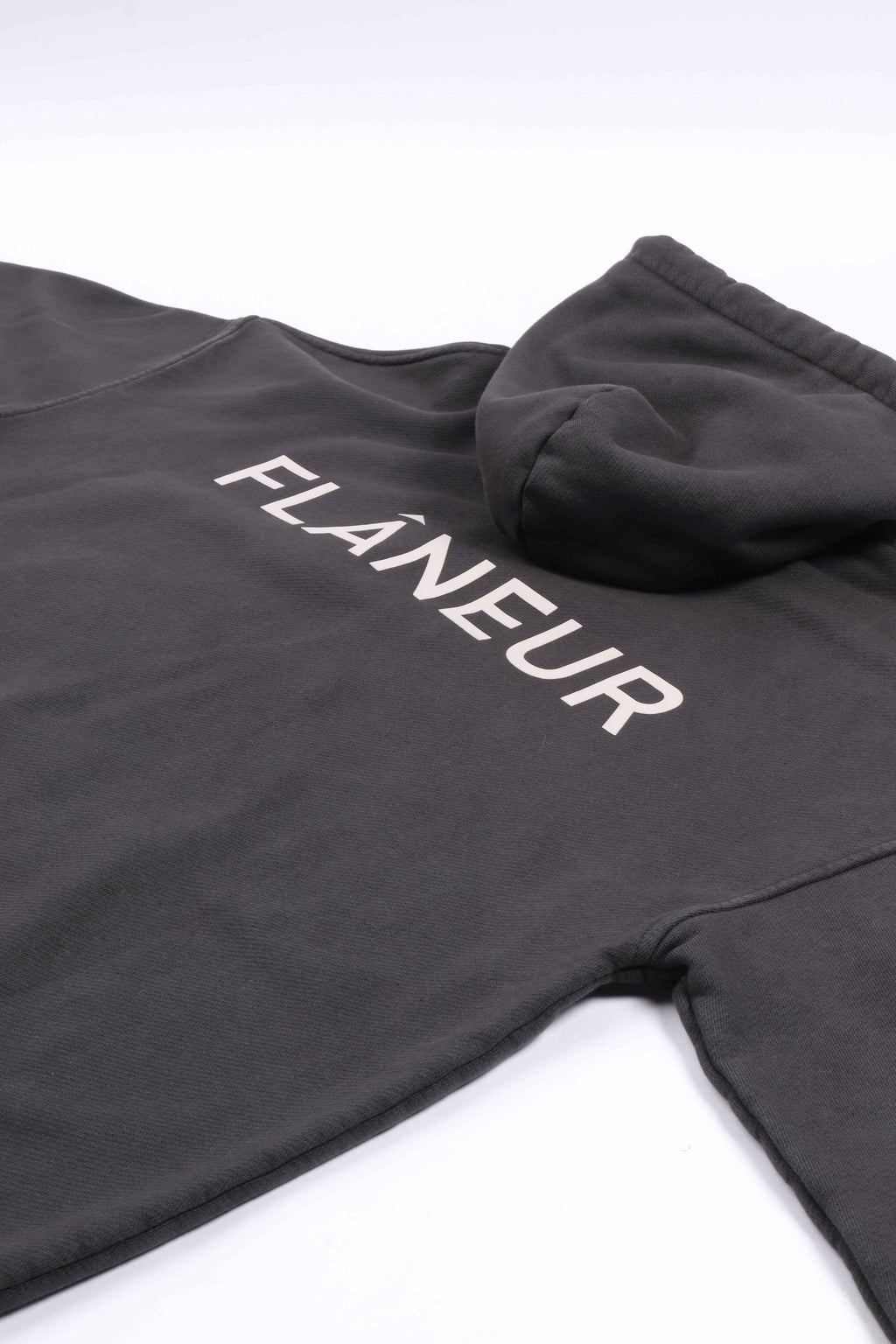 Double logo w hd black