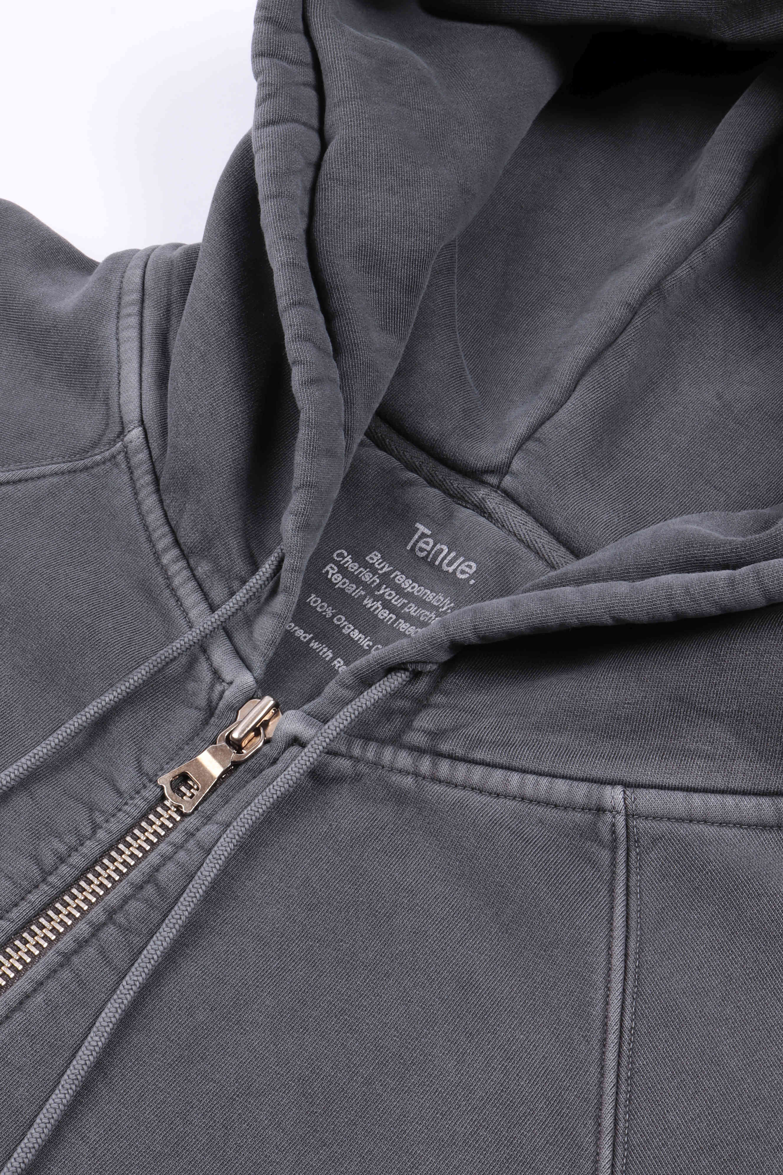 Chris zip faded black